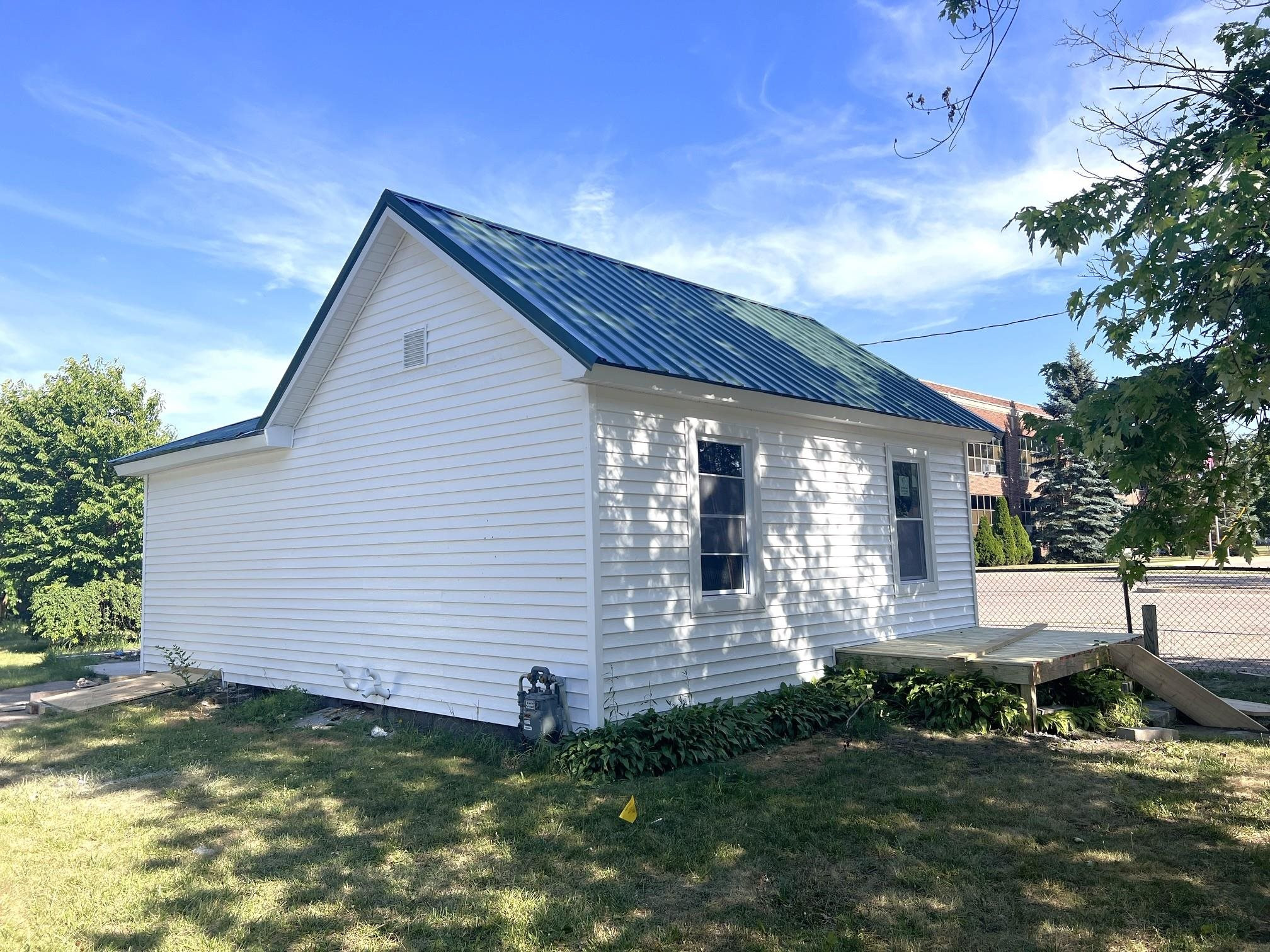 629 Alger Street, Owosso, MI 48867 — front exterior