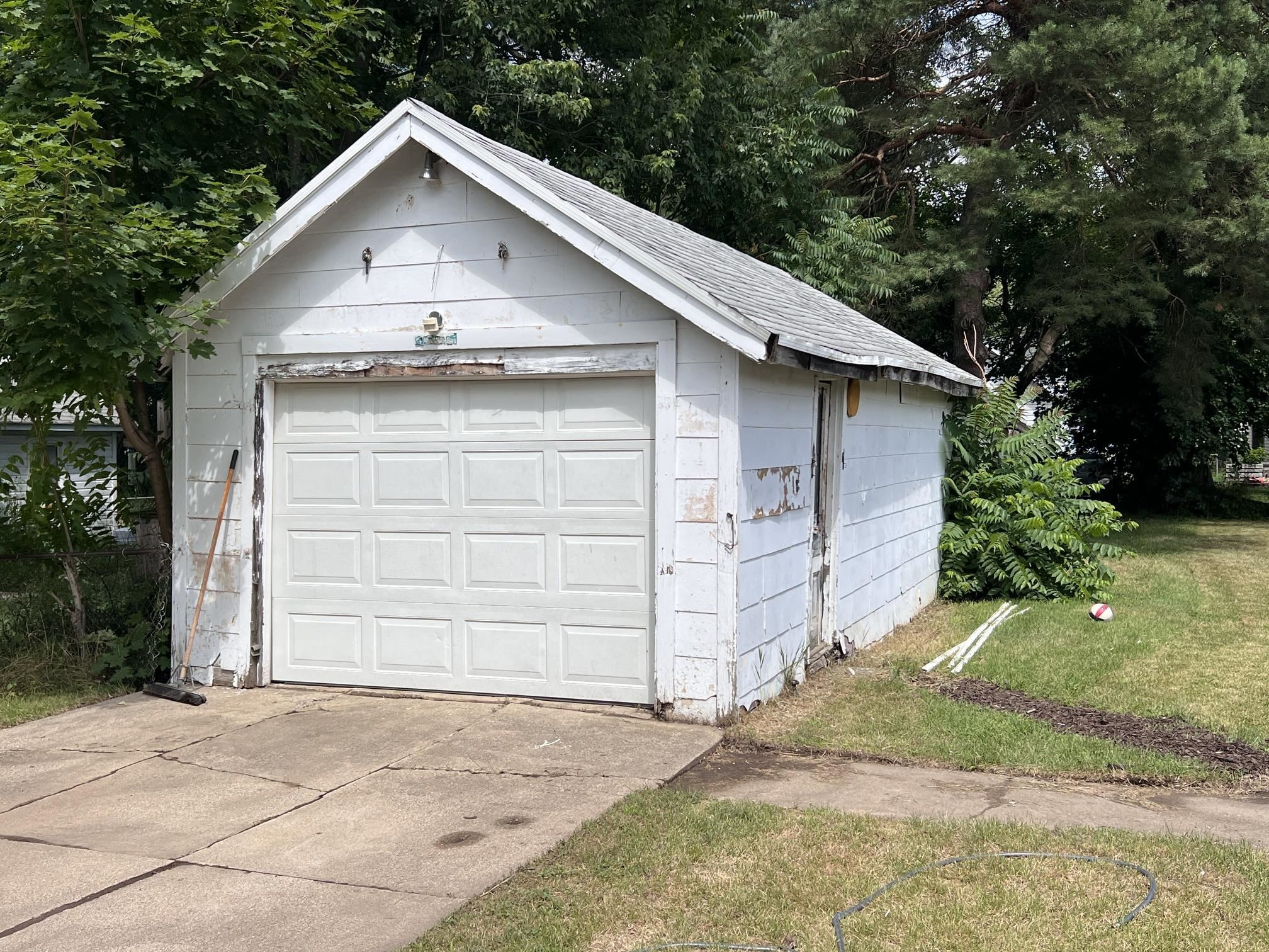 629 Alger Street, Owosso, MI 48867 — Photo 10