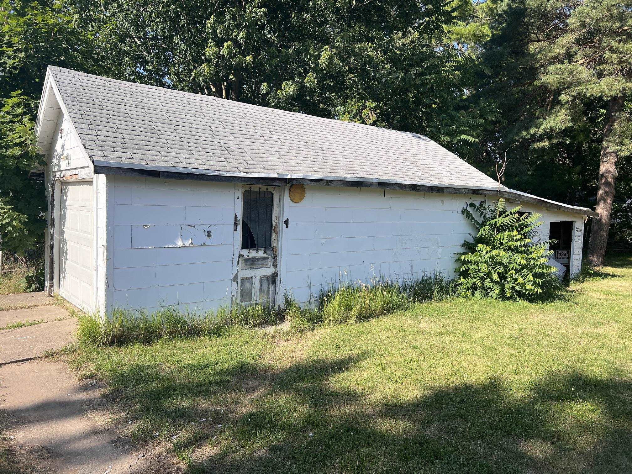 629 Alger Street, Owosso, MI 48867 — Photo 11