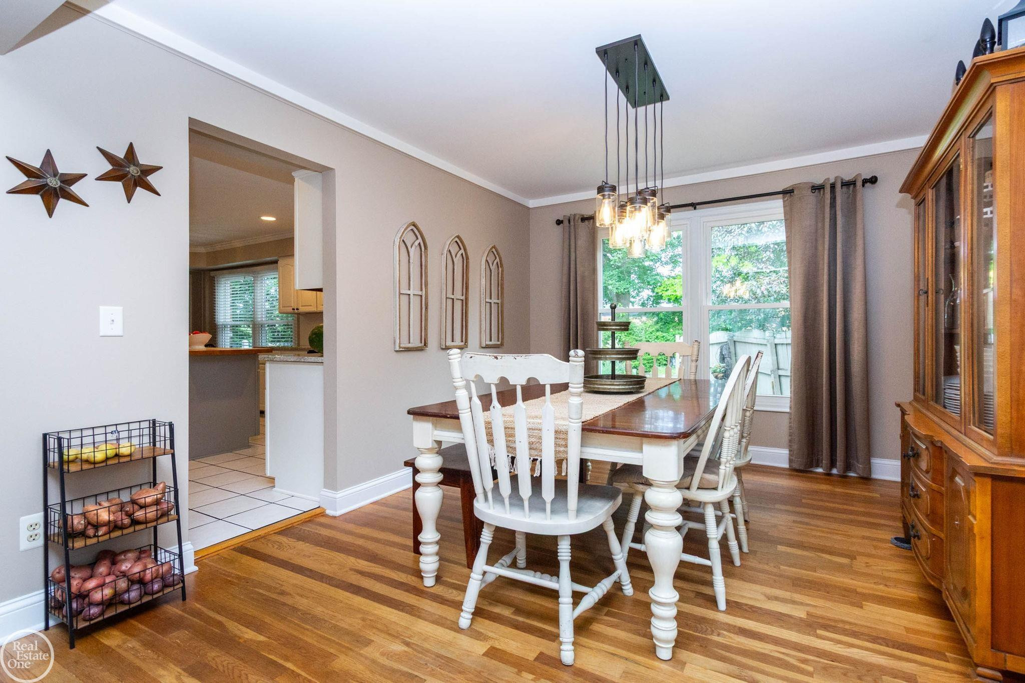 52203 Belle Arbor Drive, Shelby Twp, MI 48316 — Photo 11