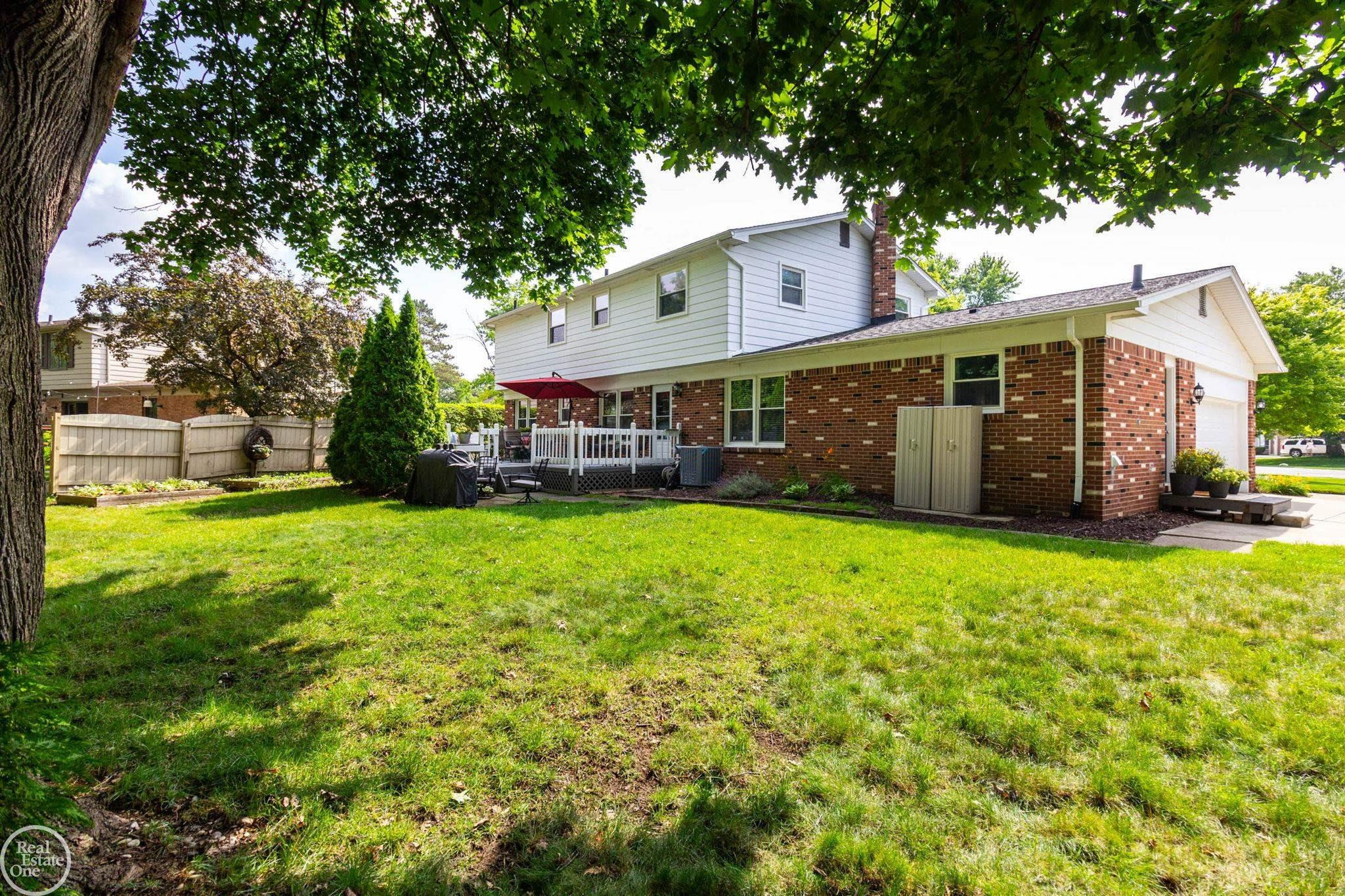 52203 Belle Arbor Drive, Shelby Twp, MI 48316 — Photo 47
