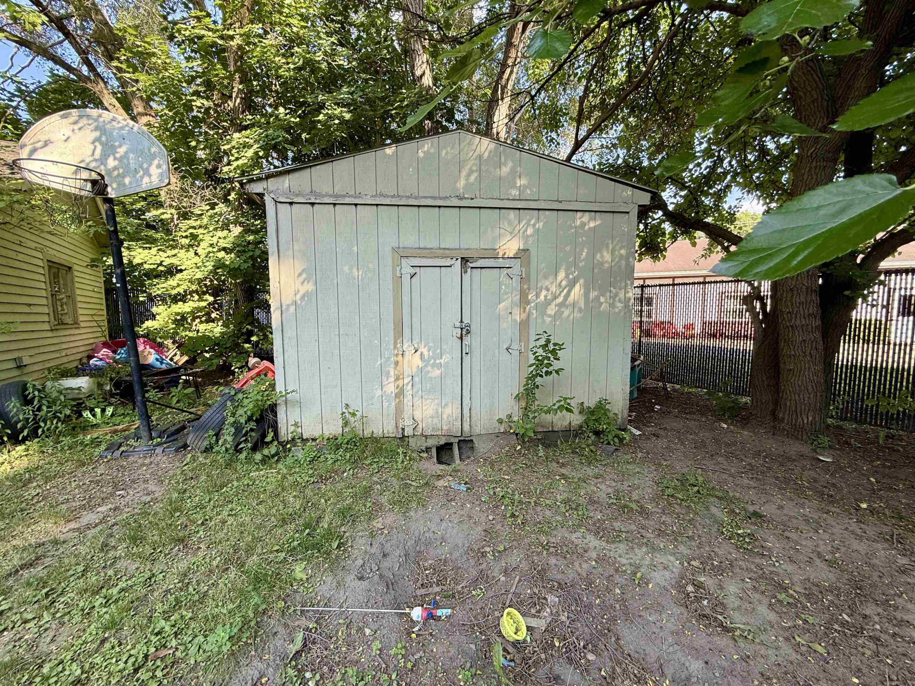 925 S Ball Street, Owosso, MI 48867 — Photo 5