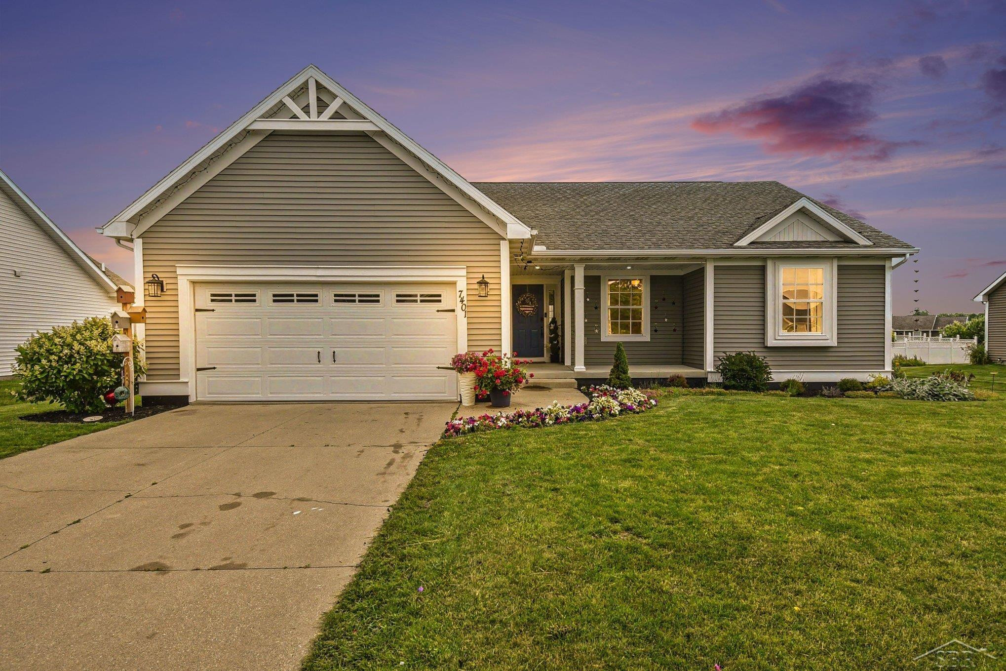 7401 W Ryan Court, Bay City, MI 48706 — front exterior