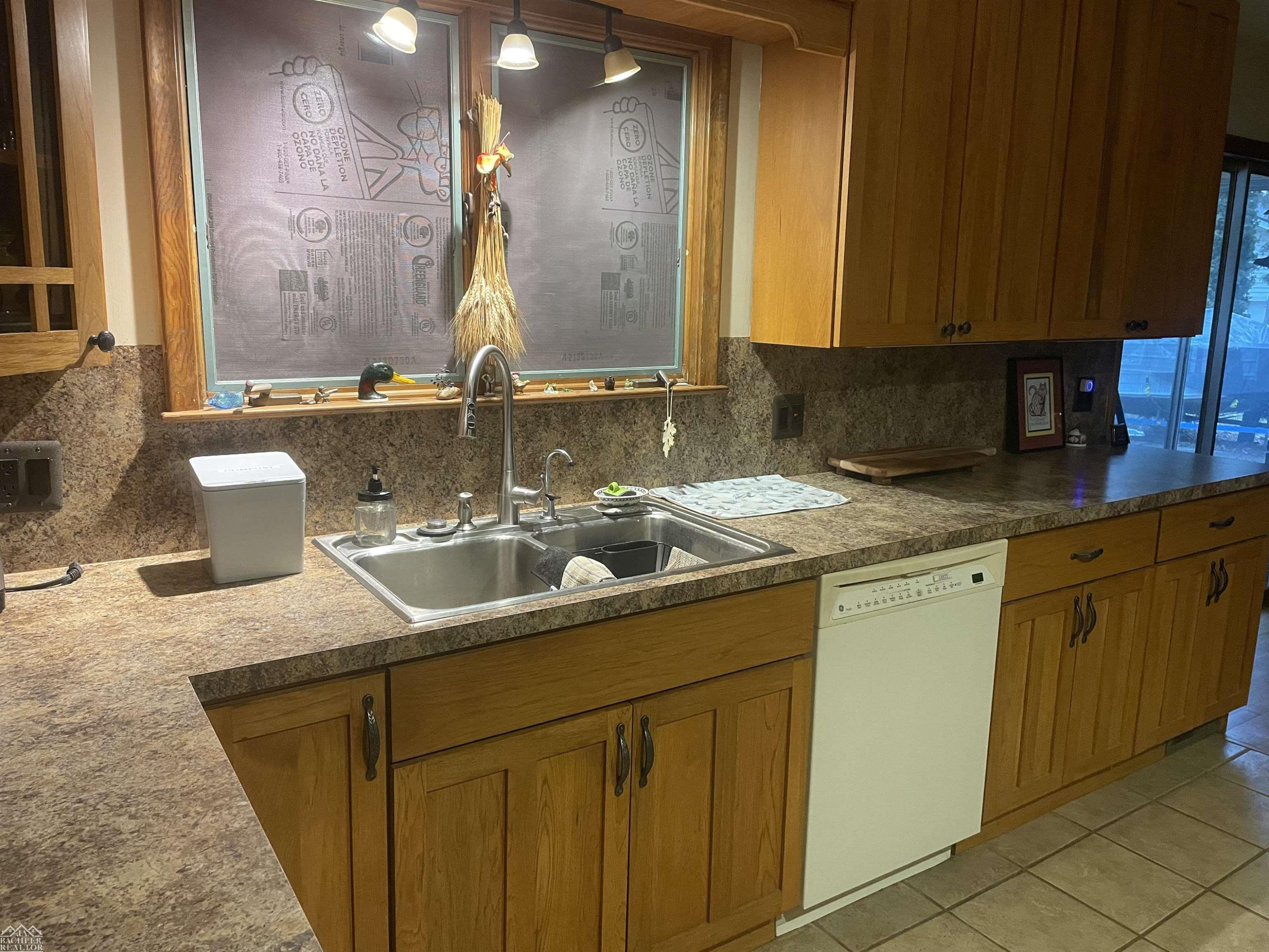 2567 St. Clair River Drive, Algonac, MI 48001 — Photo 15