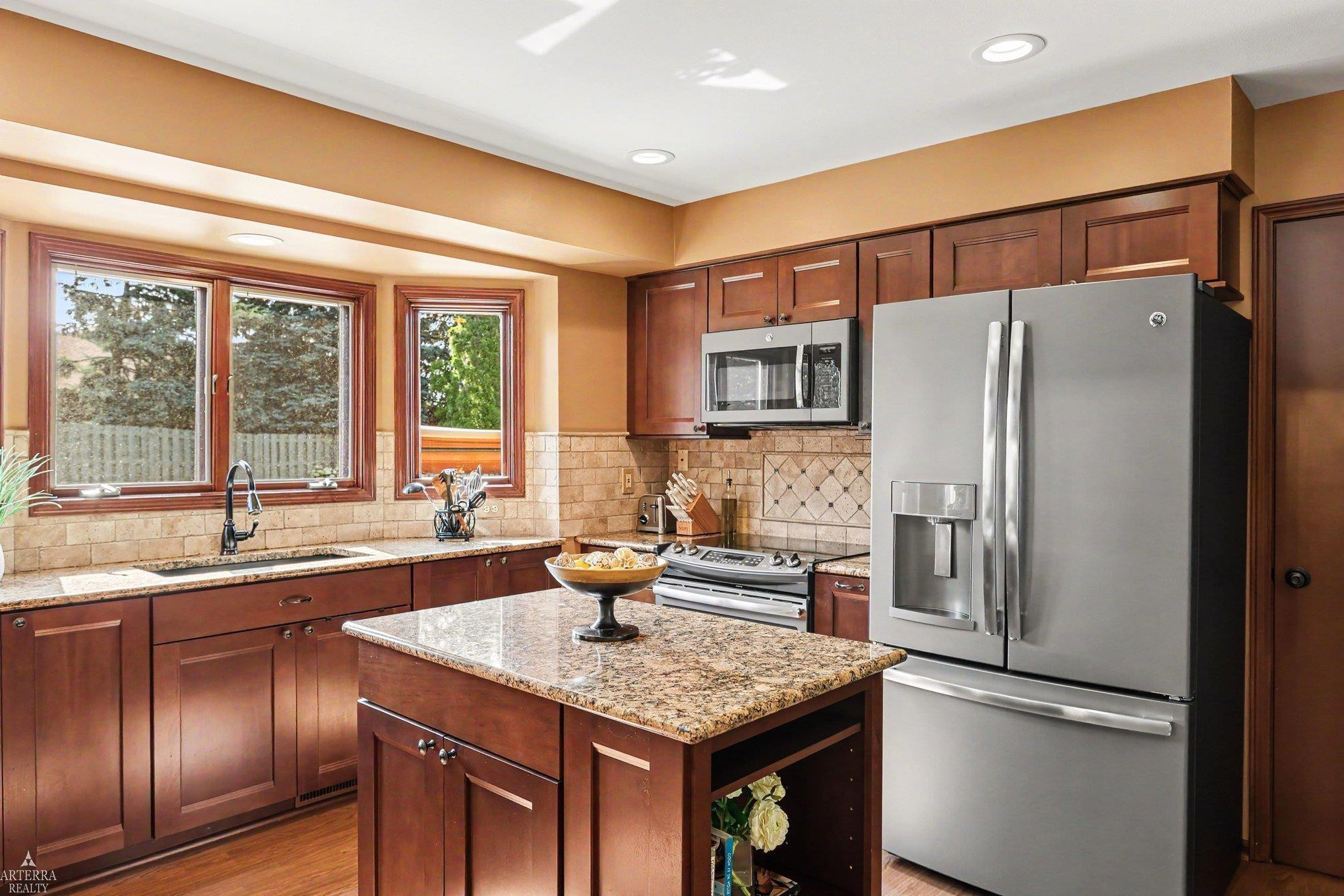 41498 Mary Kay Drive, Macomb, MI 48038 — Photo 11