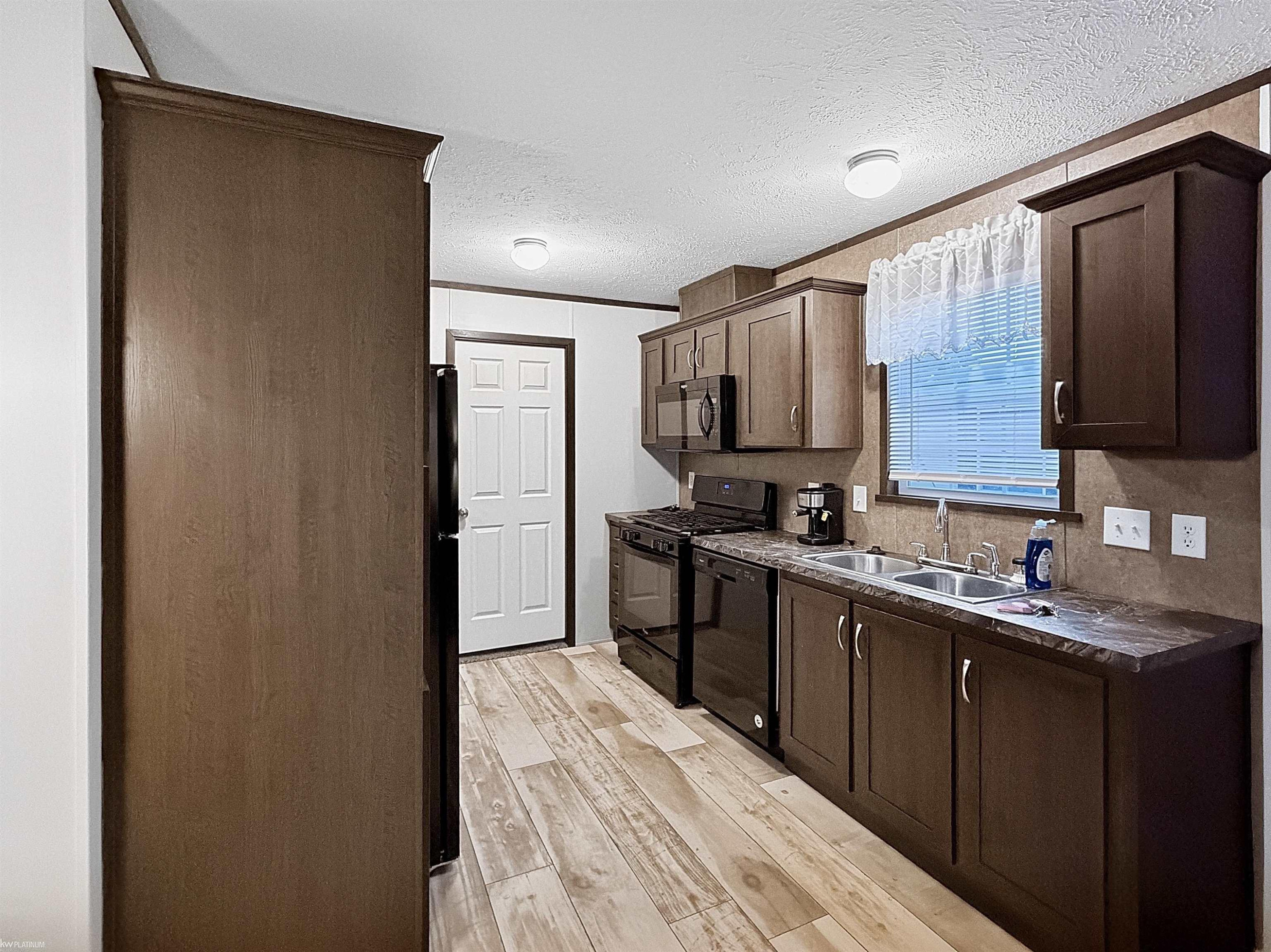 45314 Pierre Drive, Macomb, MI 48044 — Photo 5