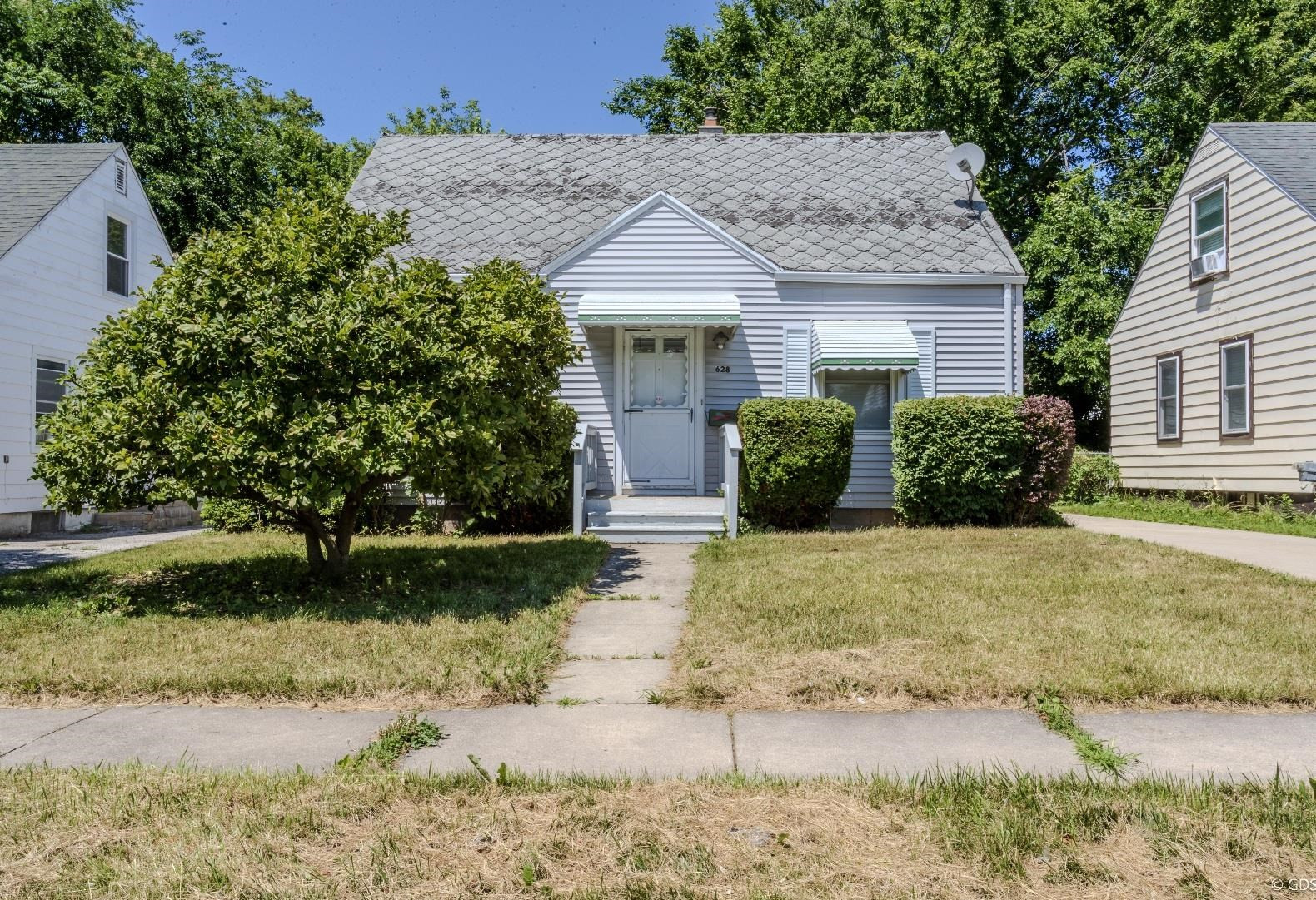 628 Alvord Avenue, Flint, MI 45503 — front exterior
