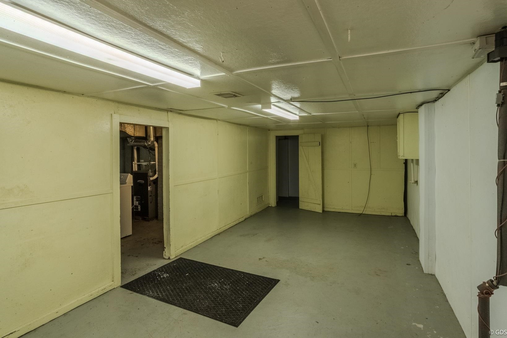 628 Alvord Avenue, Flint, MI 45503 — Photo 6