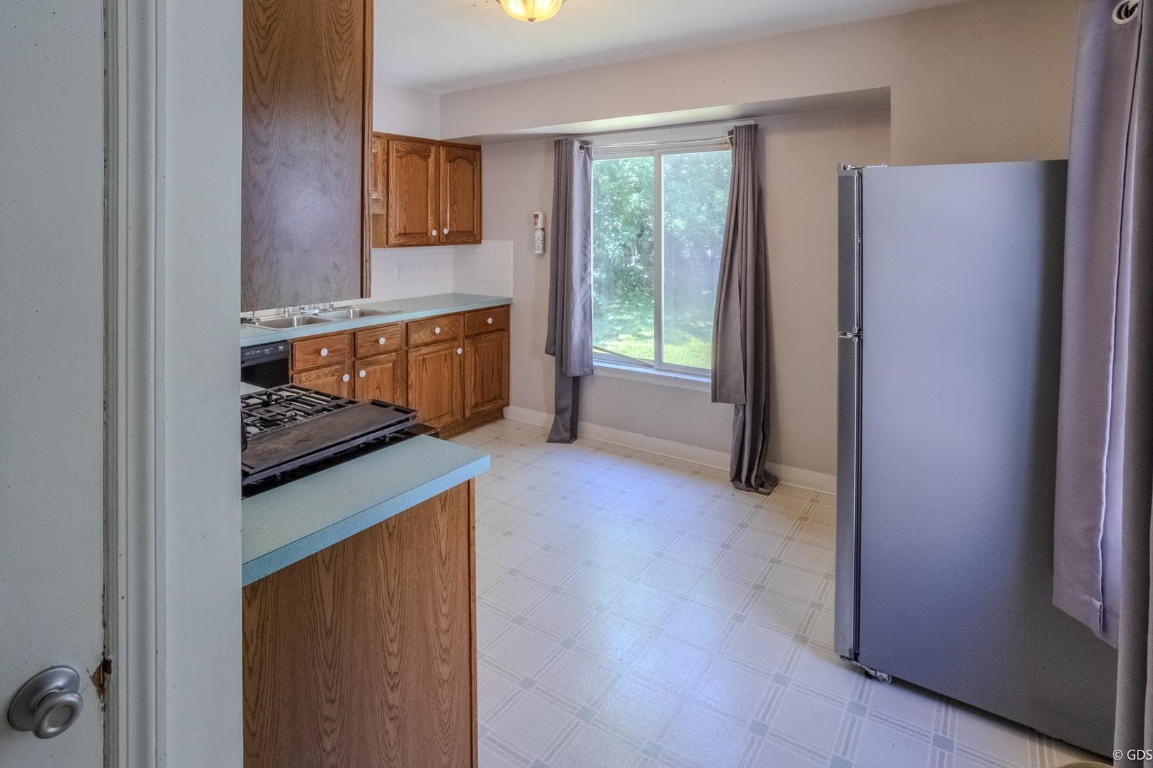 628 Alvord Avenue, Flint, MI 45503 — Photo 9