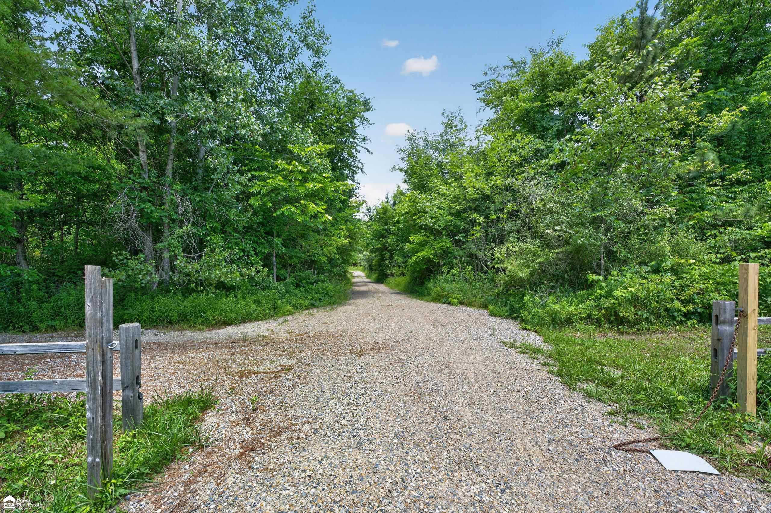 5498 Piersonville Road, Columbiaville, MI 48421 — Photo 26