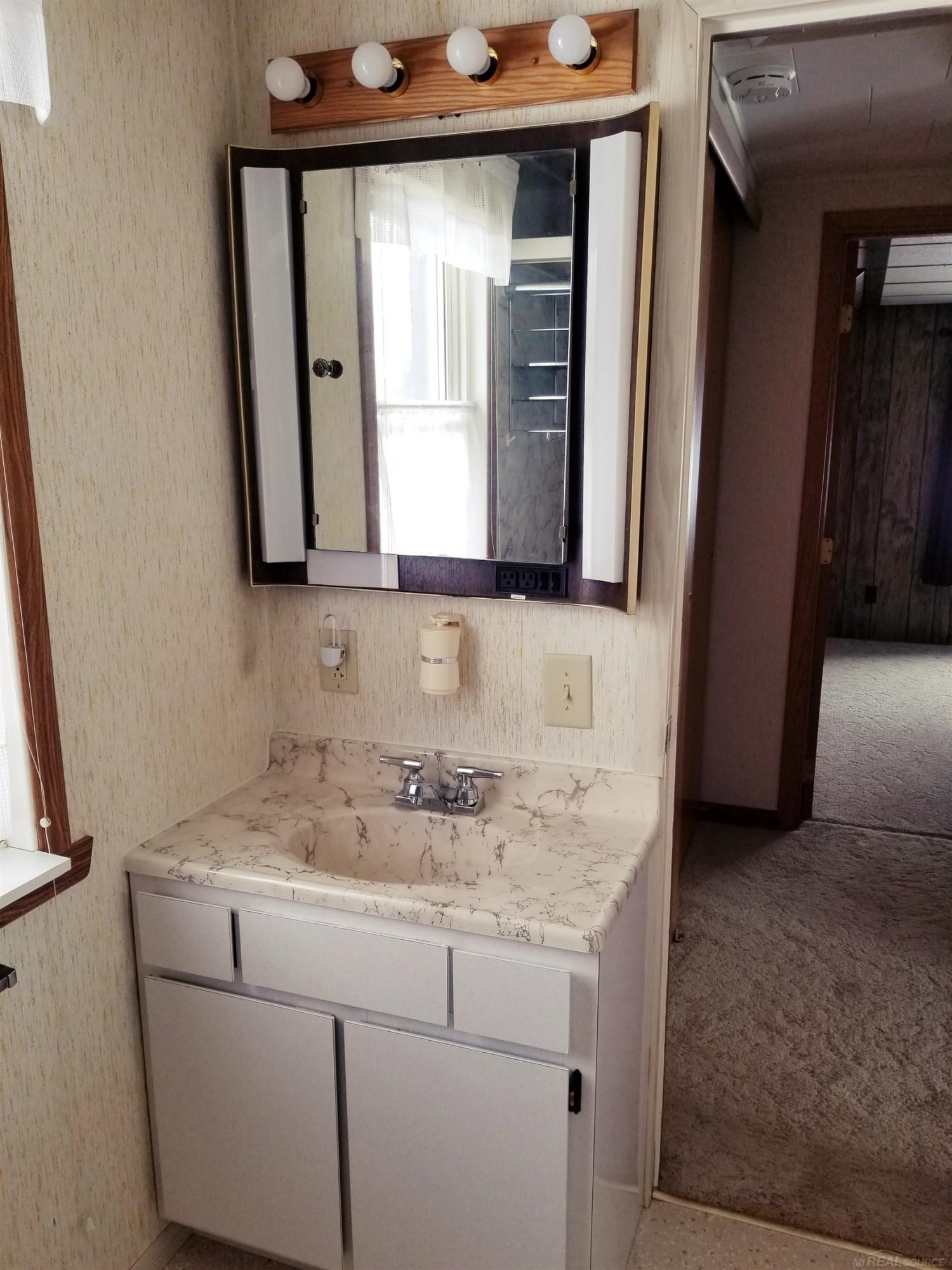 5216 E Sunset Road, Ironwood, MI 49938 — Photo 29