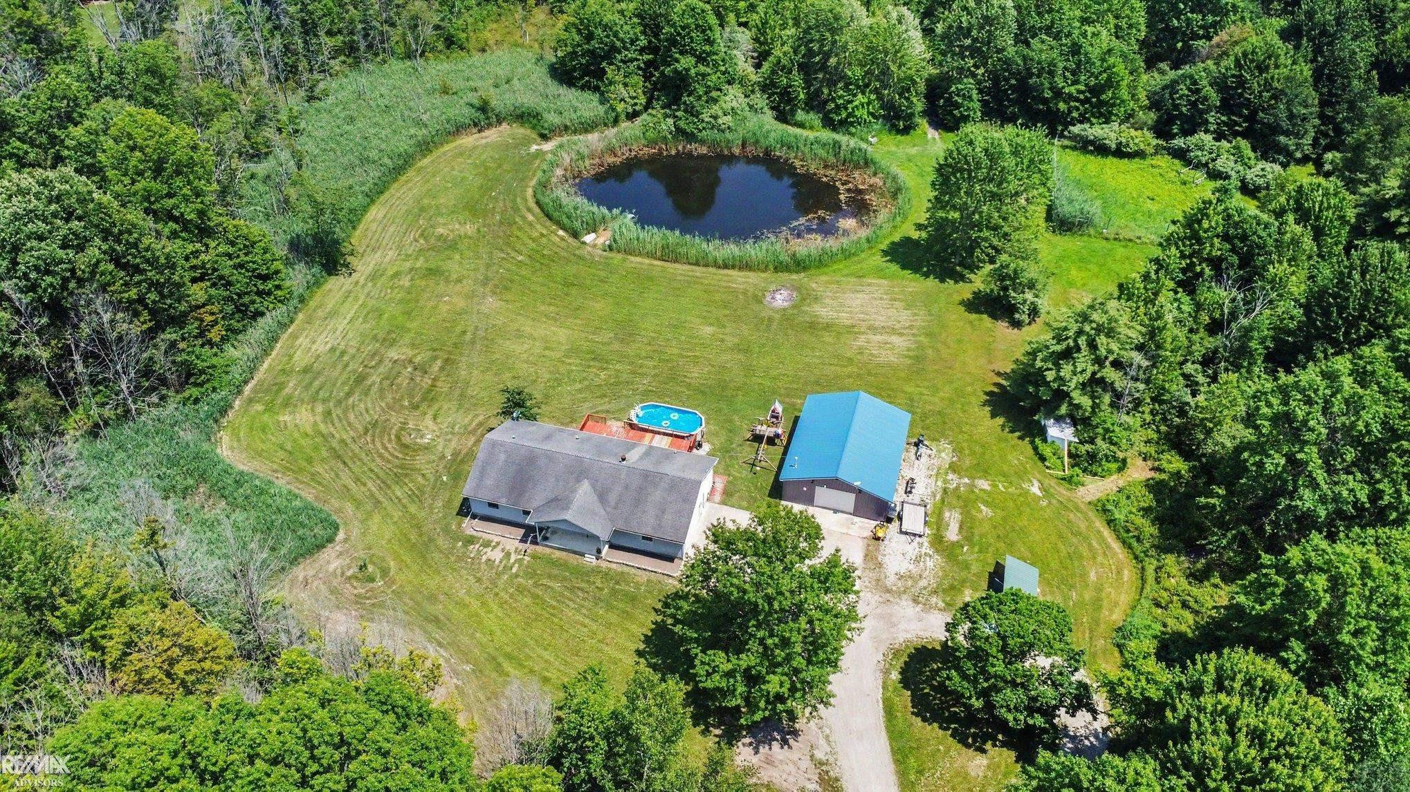 4345 Starville Road, MI — Photo 2