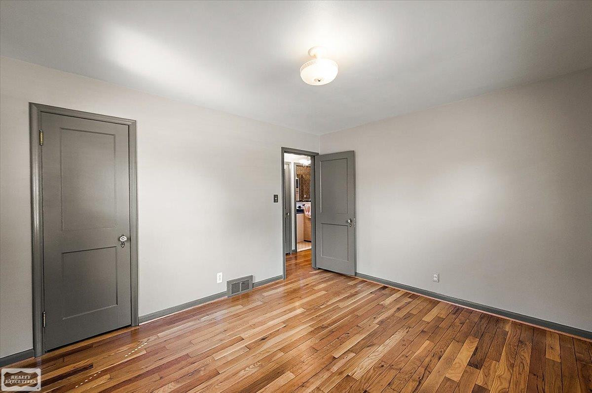 912 Cedar Hill Drive, Royal Oak, MI 48067 — Photo 25