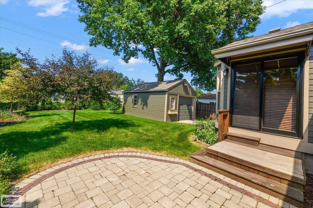 912 Cedar Hill Drive, Royal Oak, MI 48067 — Photo 36