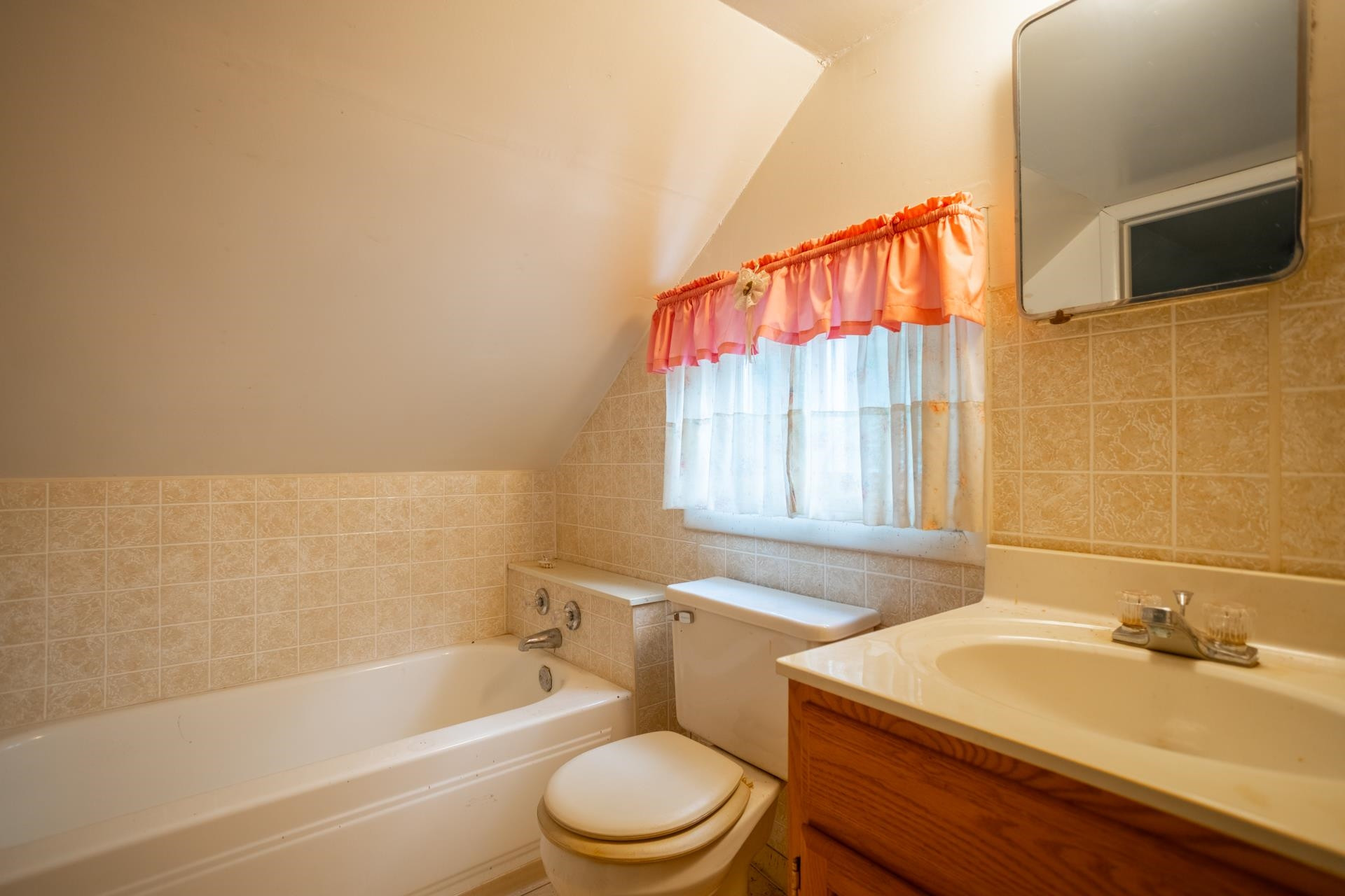 526 E Williams Street, Owosso, MI 48867 — Photo 16