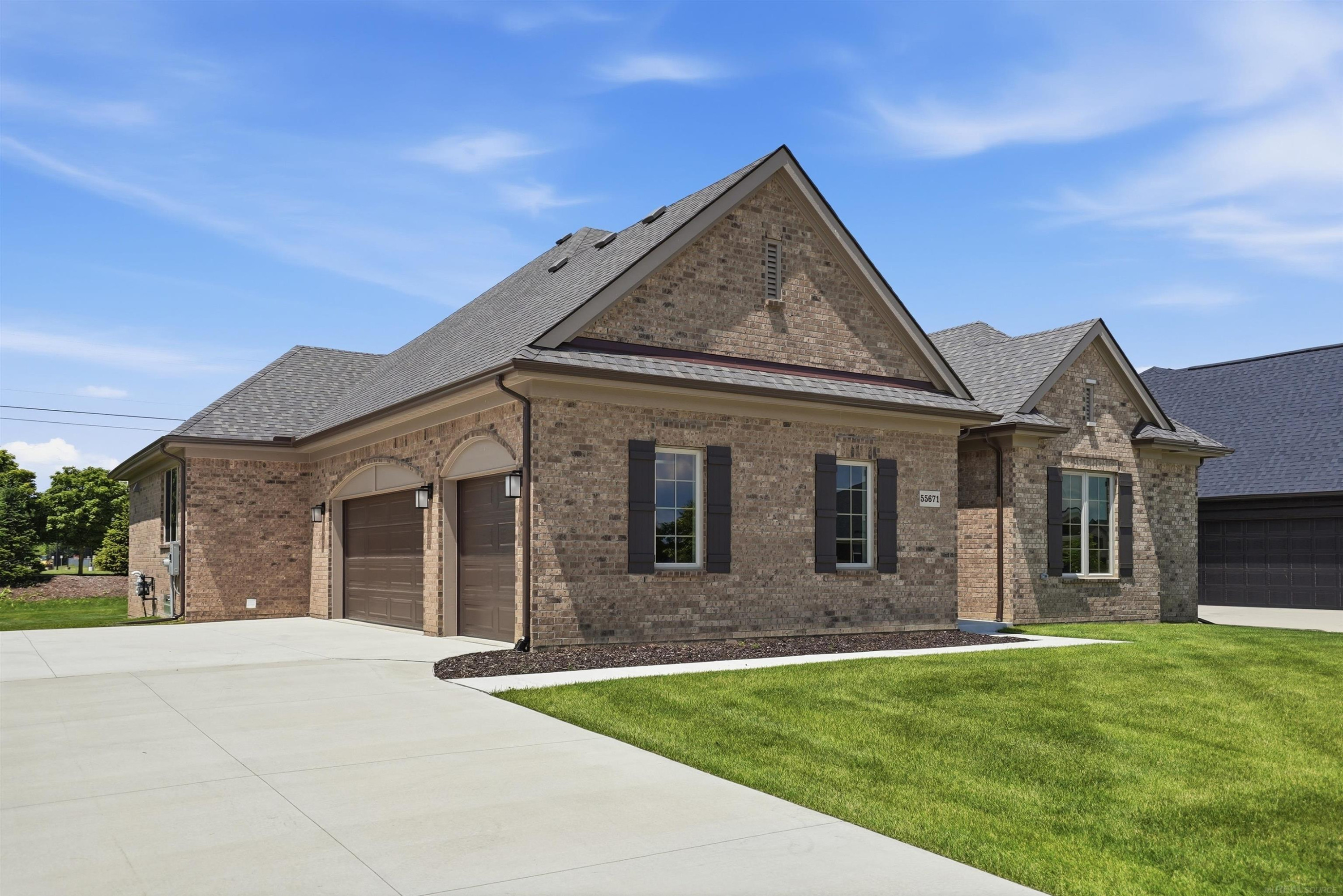55671 Bay Oaks Court, Shelby Twp, MI 48315 — Photo 3