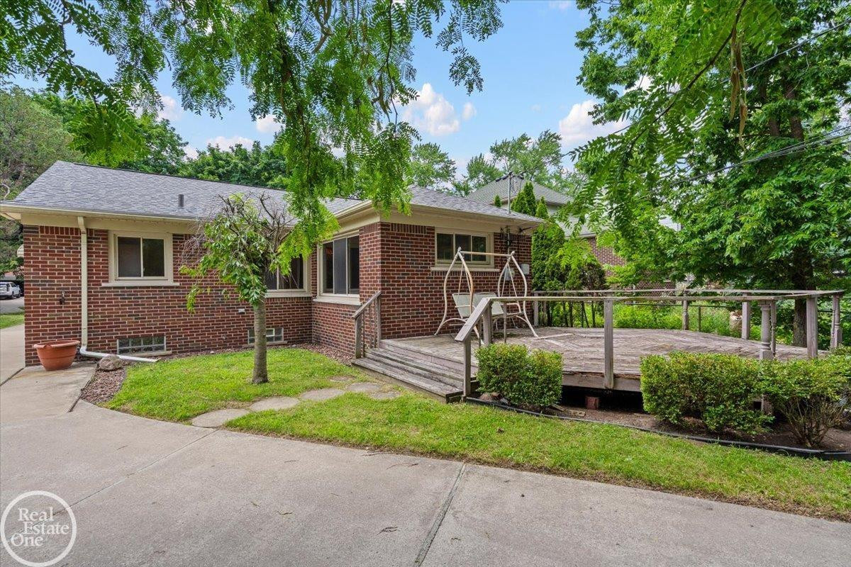 75 Lodewyck Street, Mount Clemens, MI 48043 — Photo 5