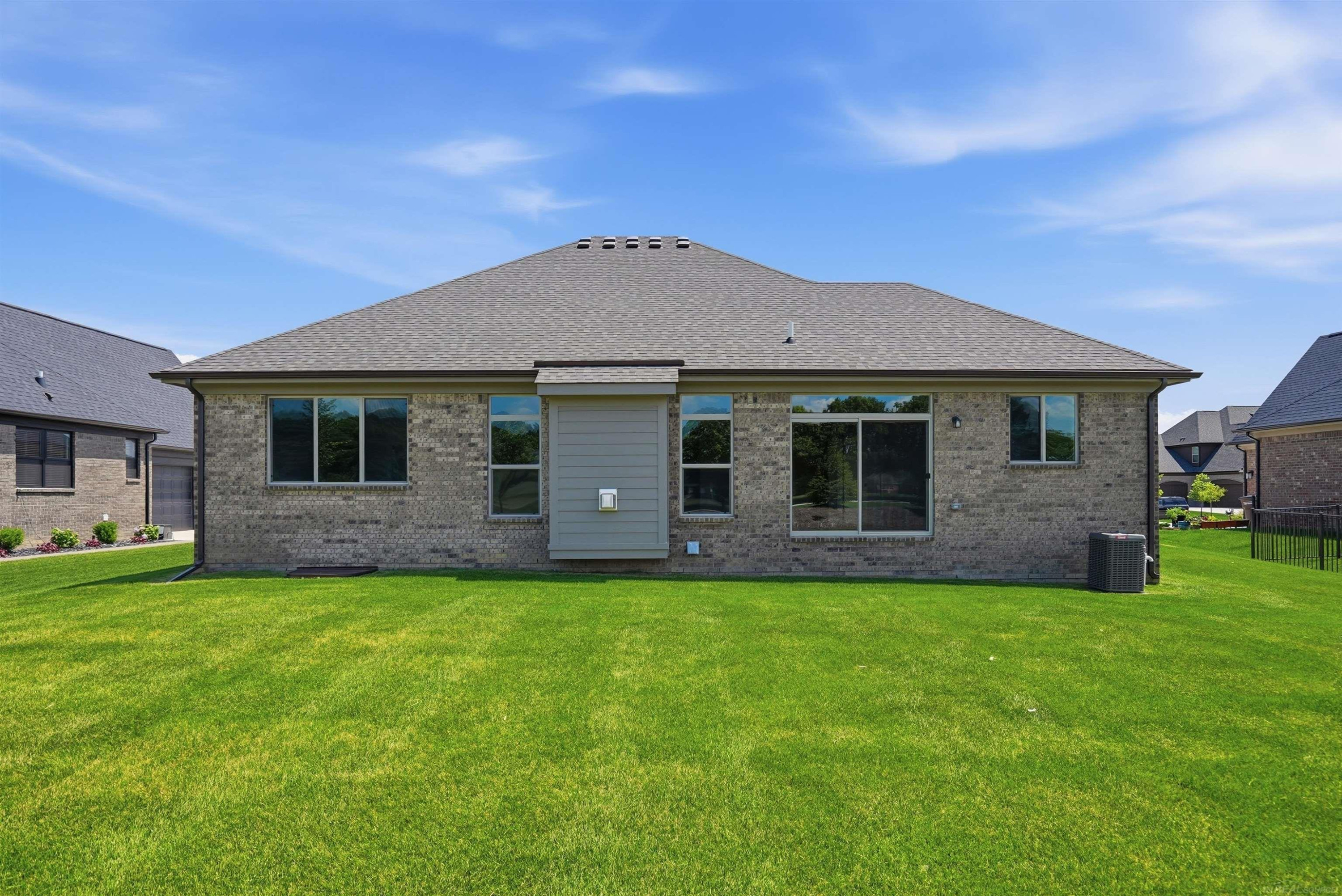 55671 Bay Oaks Court, Shelby Twp, MI 48315 — Photo 6