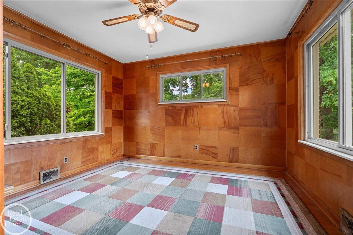 75 Lodewyck Street, Mount Clemens, MI 48043 — Photo 16