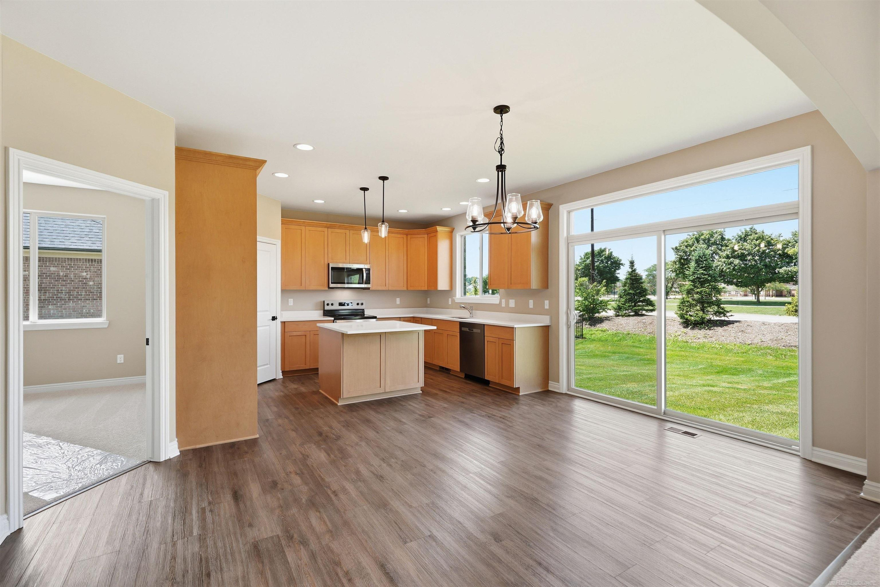 55671 Bay Oaks Court, Shelby Twp, MI 48315 — Photo 21