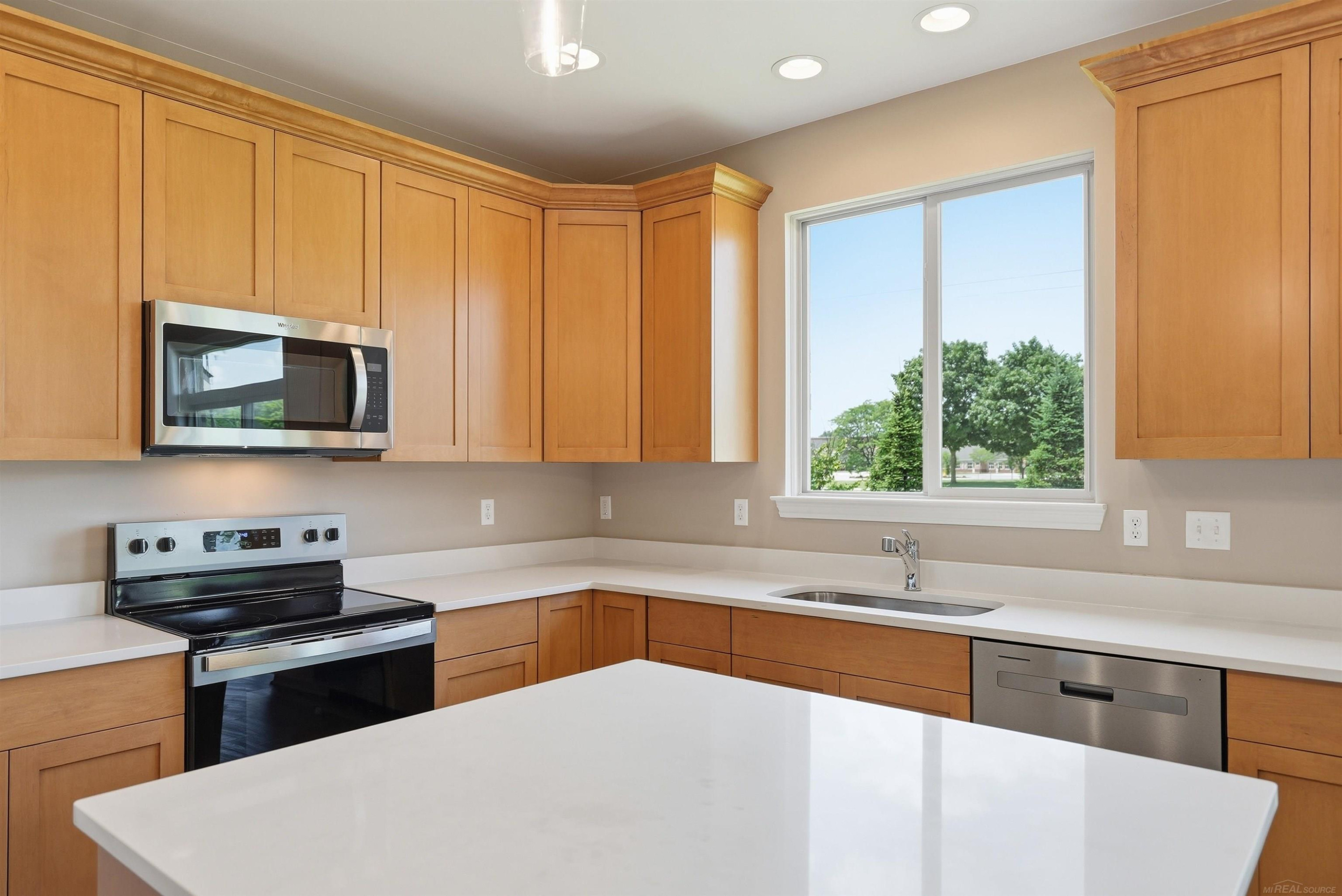 55671 Bay Oaks Court, Shelby Twp, MI 48315 — Photo 27