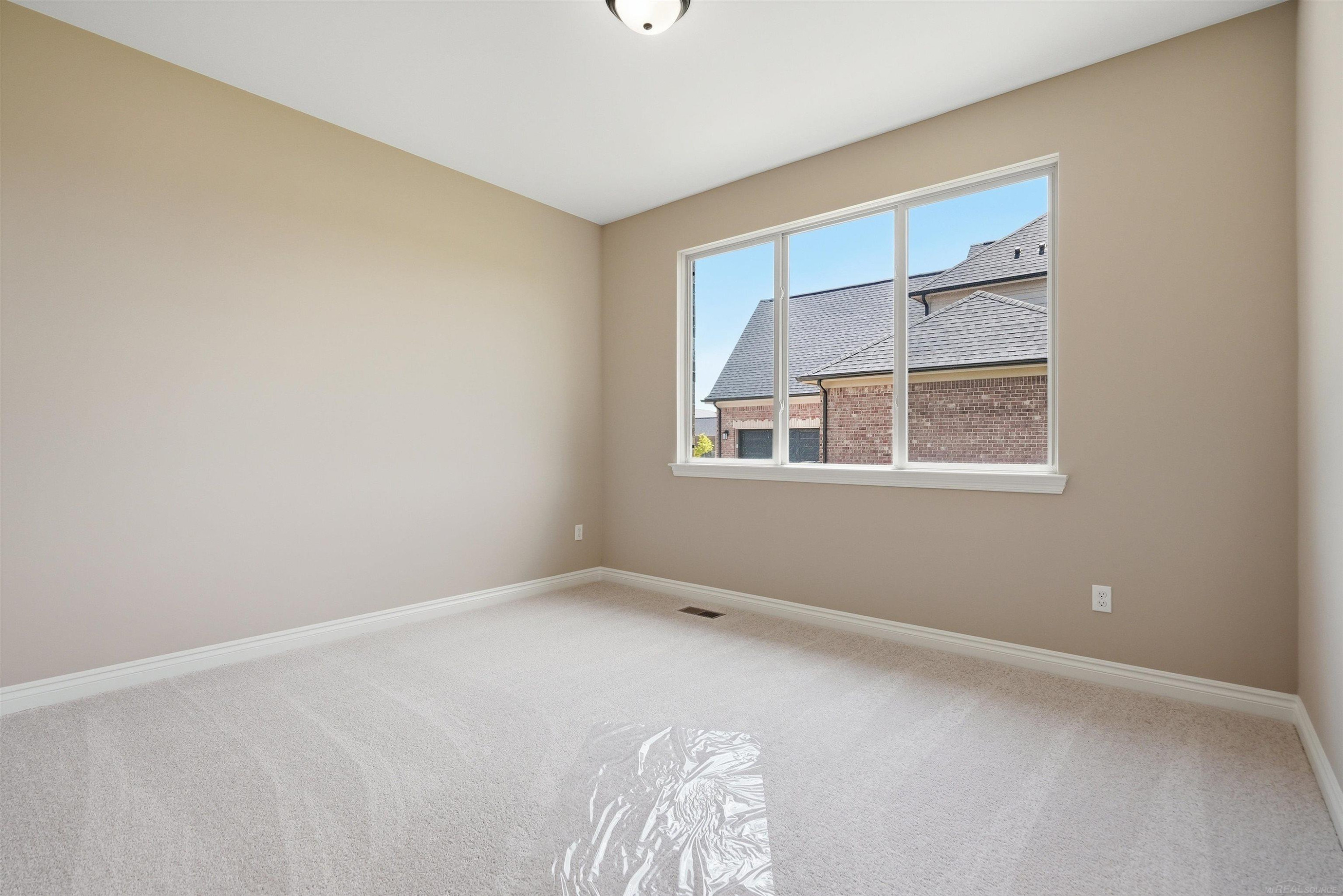 55671 Bay Oaks Court, Shelby Twp, MI 48315 — Photo 31