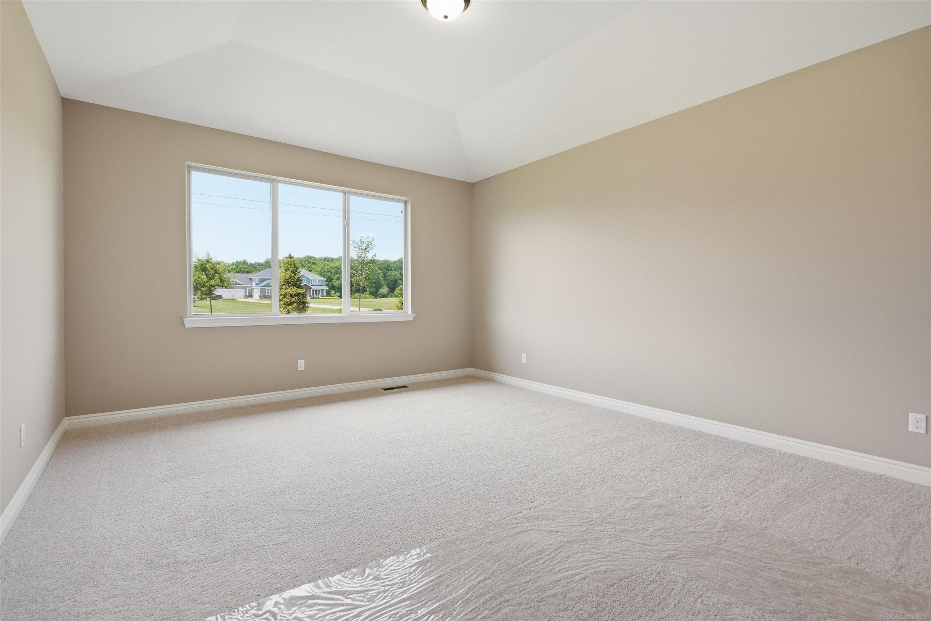 55671 Bay Oaks Court, Shelby Twp, MI 48315 — Photo 32