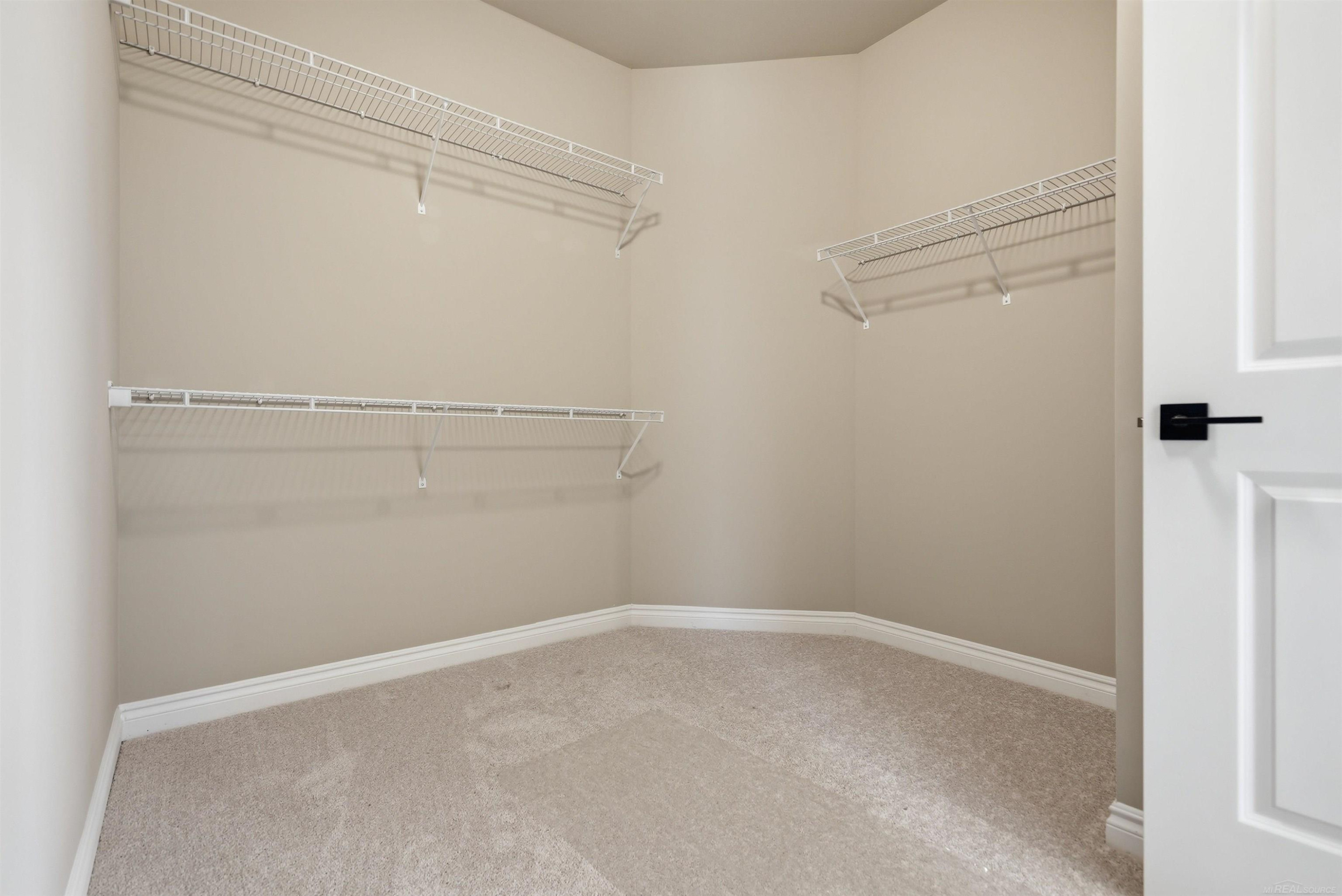 55671 Bay Oaks Court, Shelby Twp, MI 48315 — Photo 37