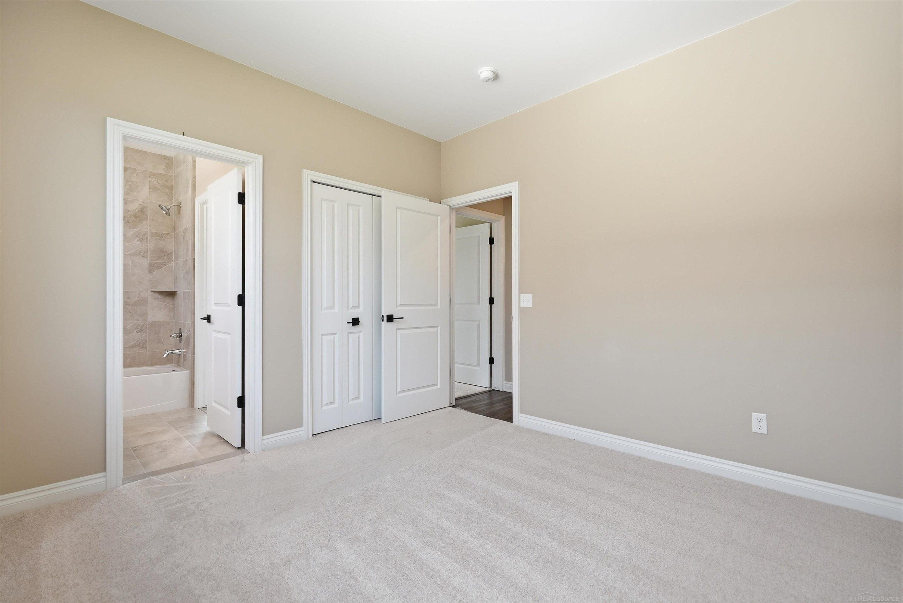 55671 Bay Oaks Court, Shelby Twp, MI 48315 — Photo 40