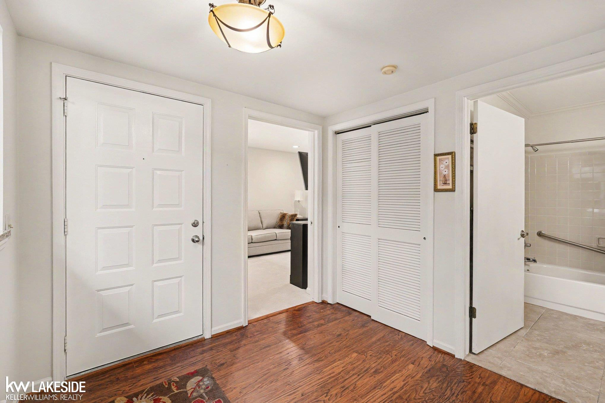 983 Wexford Way, Rochester Hills, MI 48307 — Photo 19