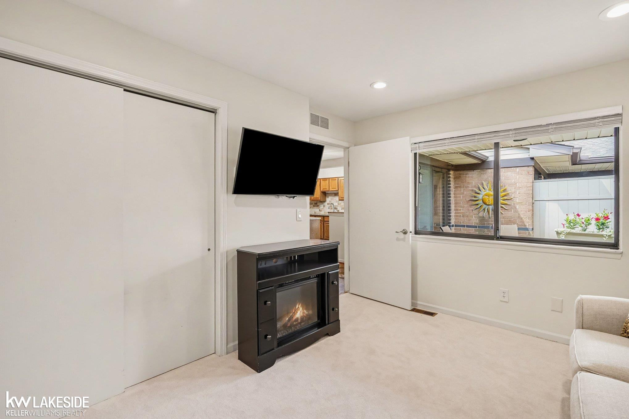 983 Wexford Way, Rochester Hills, MI 48307 — Photo 20