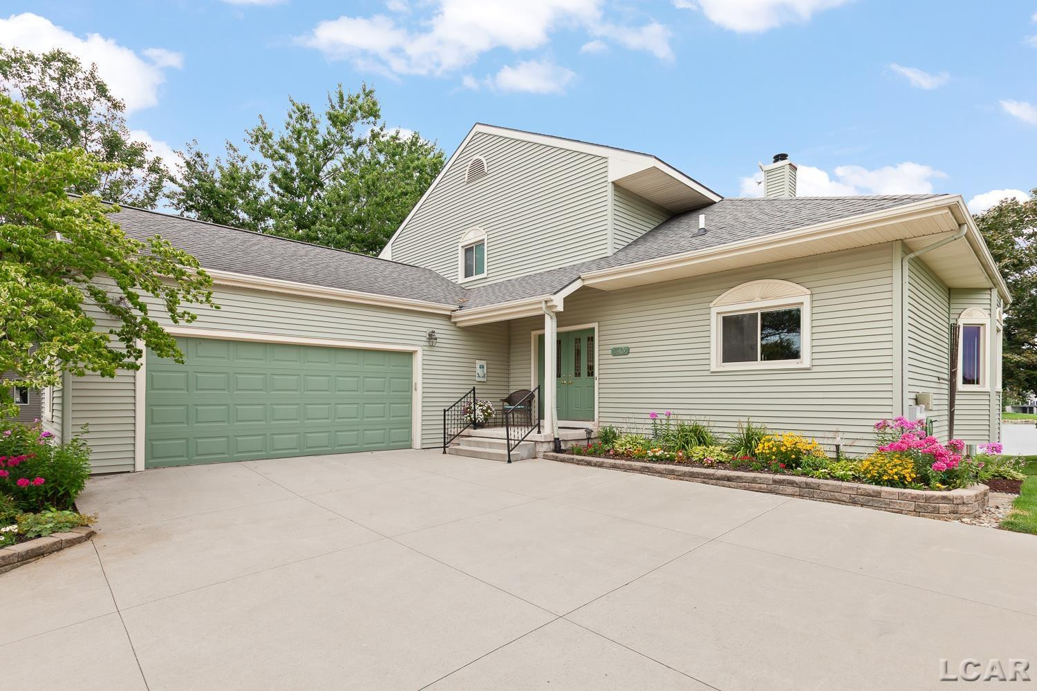 8070 Wadding Drive, Onsted, MI 49265 — front exterior