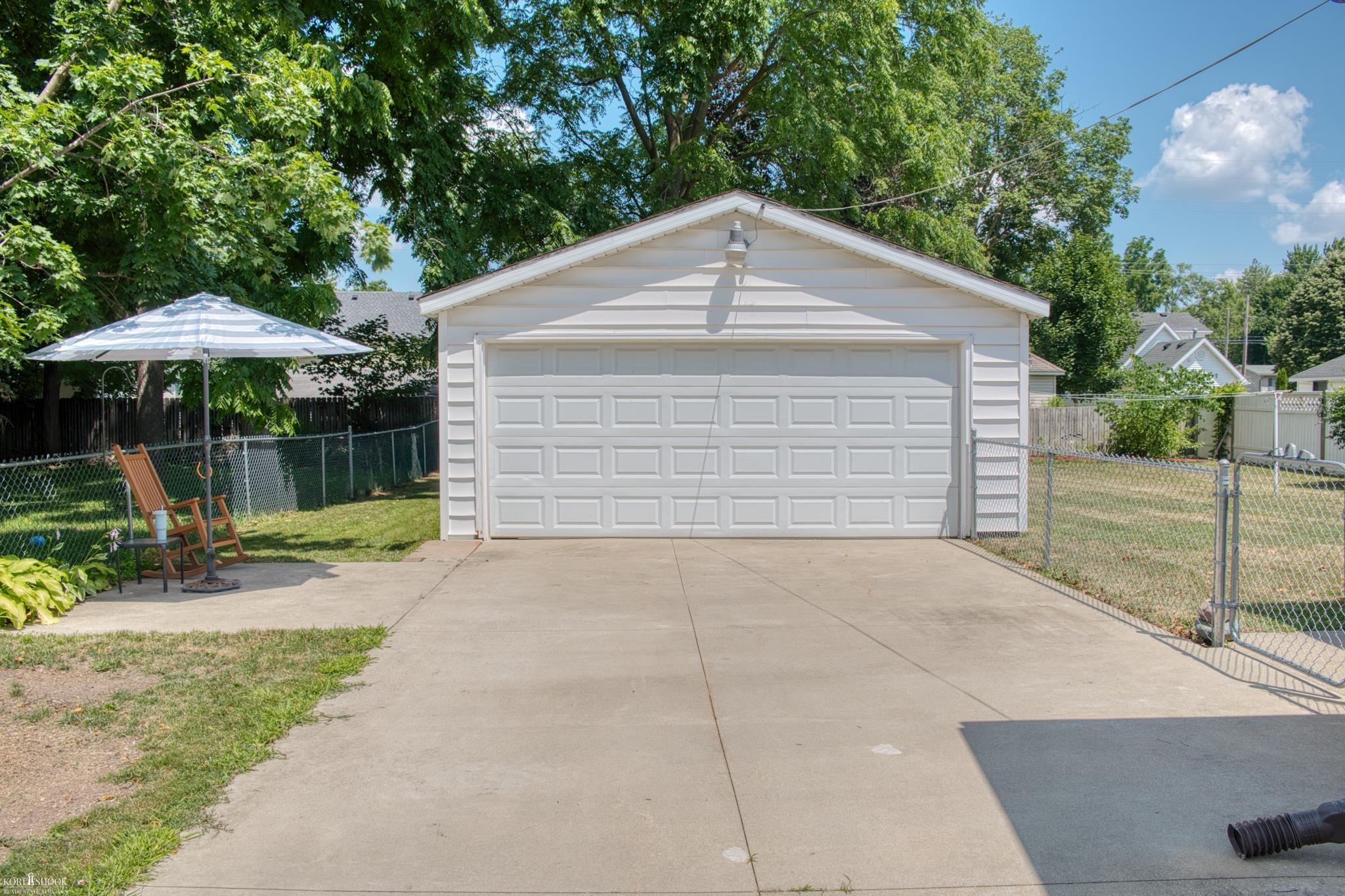 718 Ament Street, Owosso, MI 48867 — Photo 23