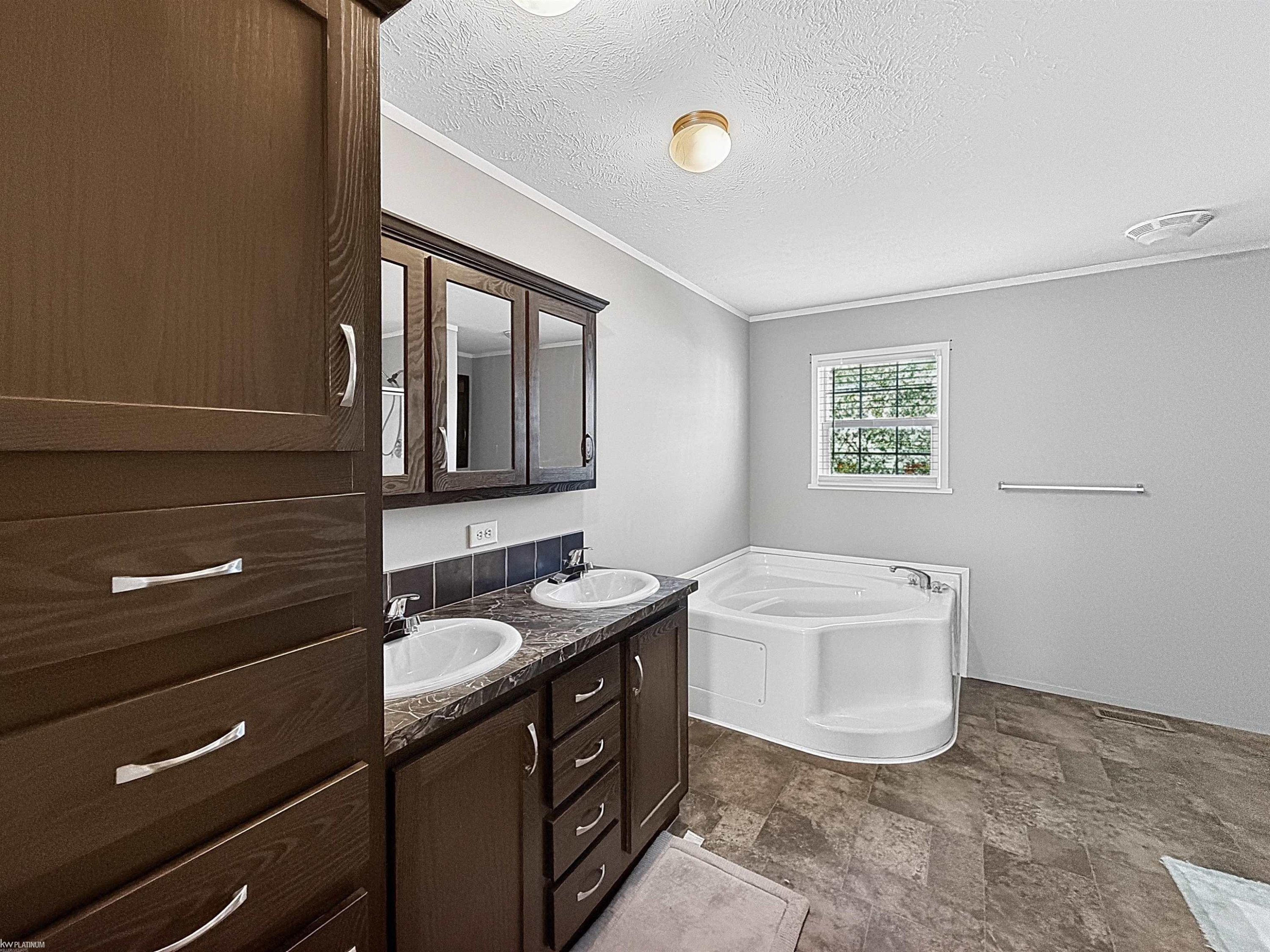 45545 Labelle Drive, Macomb, MI 48044 — Photo 14