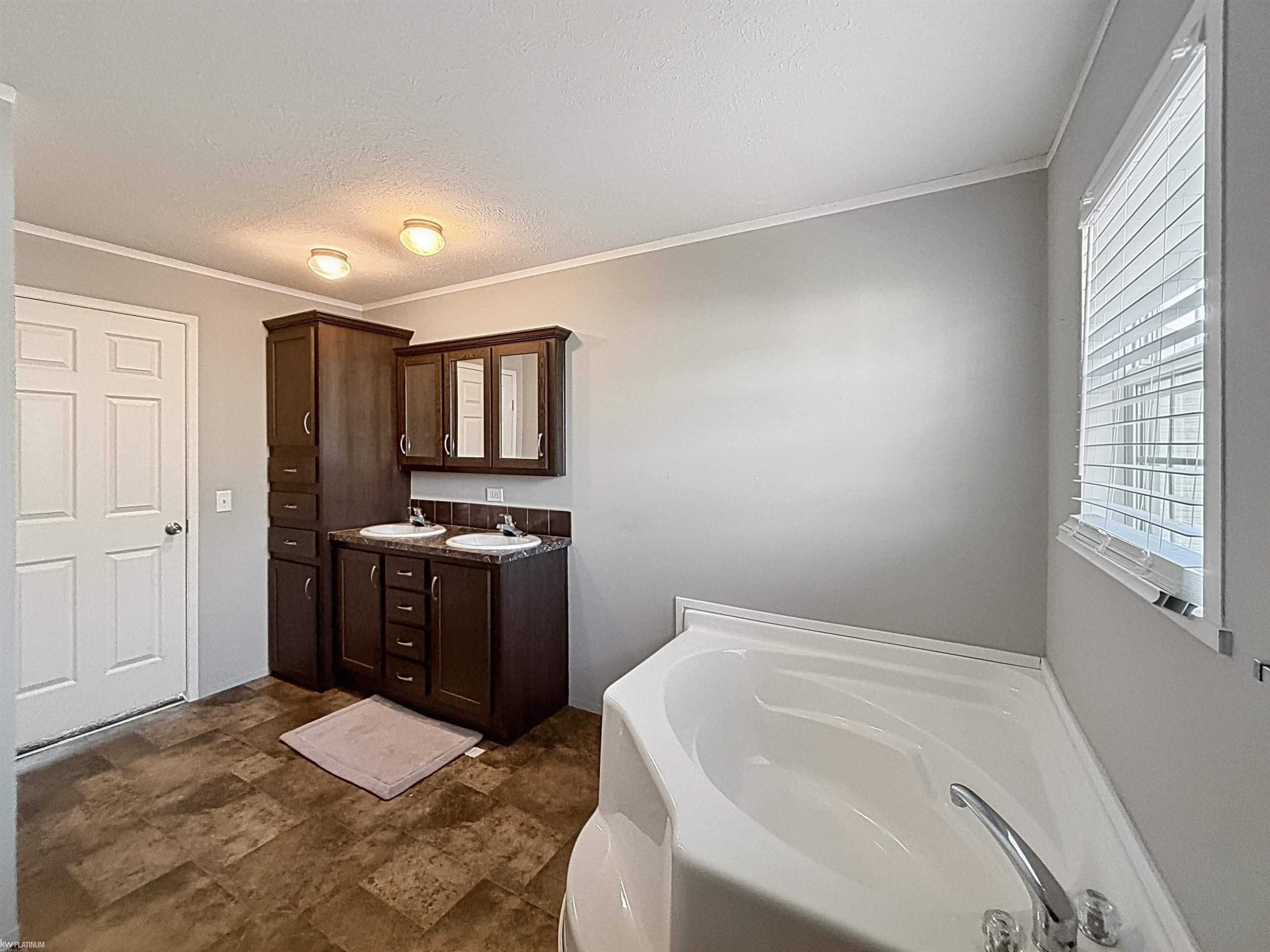 45545 Labelle Drive, Macomb, MI 48044 — Photo 16