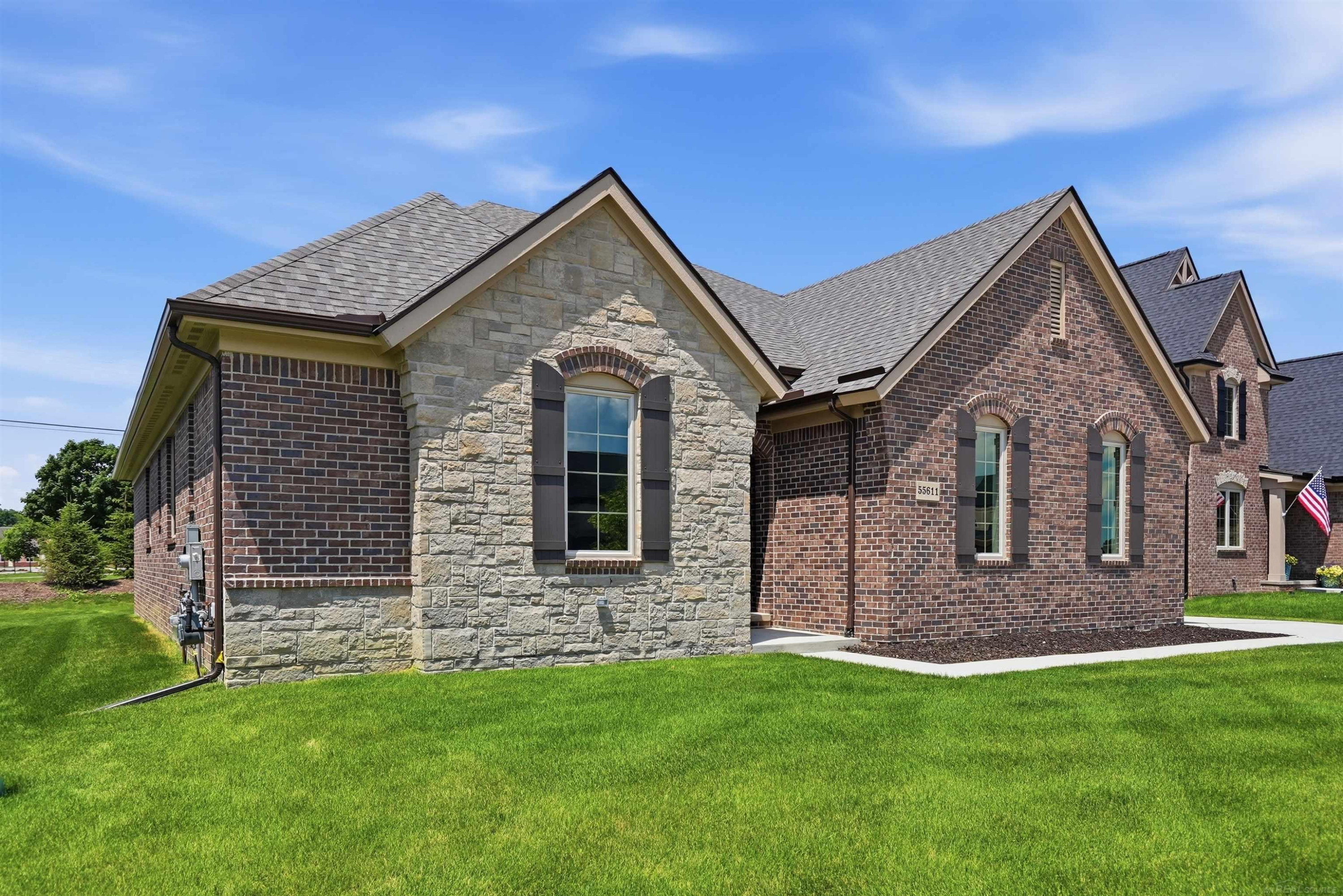 55611 Bay Oaks Court, Shelby Twp, MI 48315 — Photo 2
