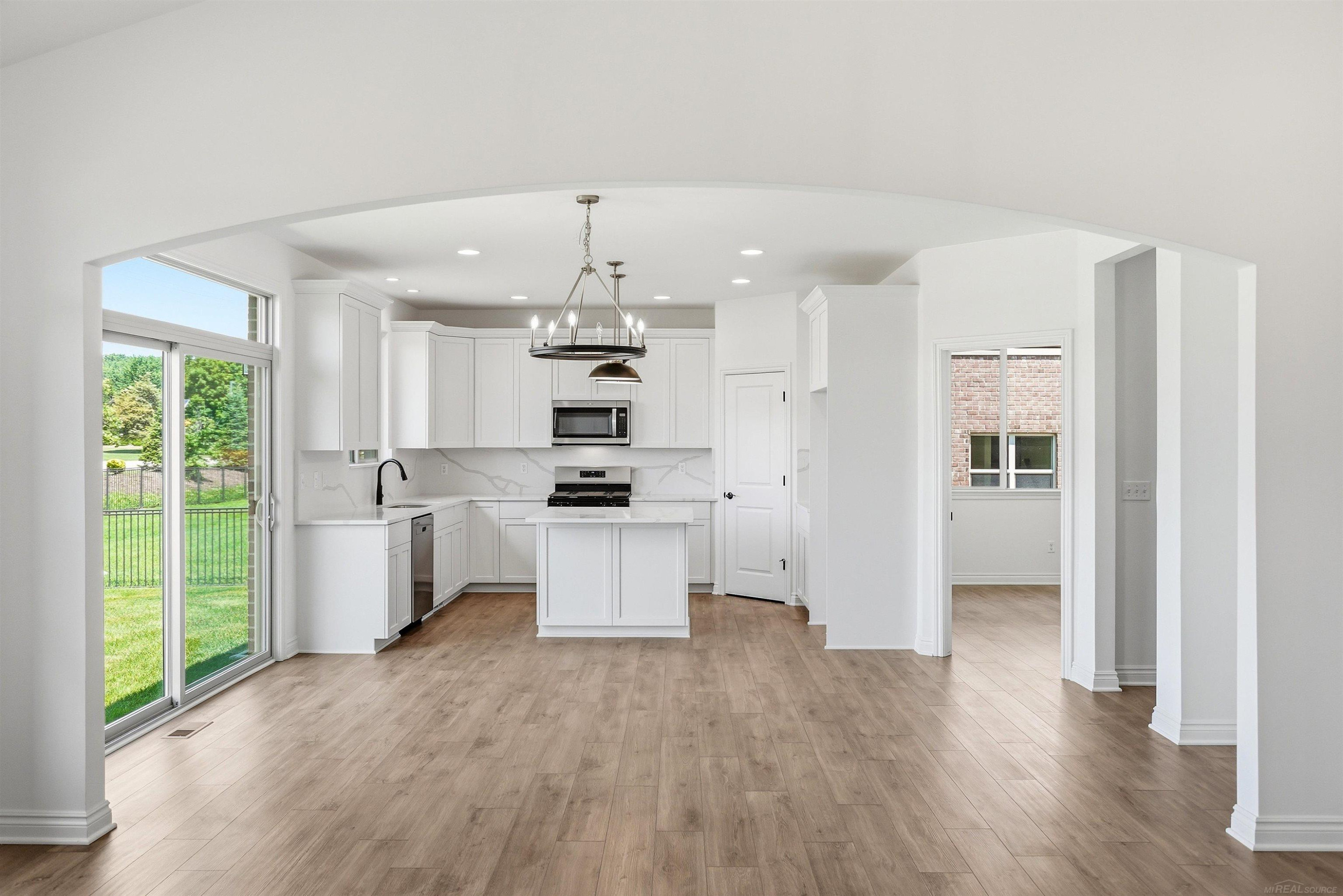 55611 Bay Oaks Court, Shelby Twp, MI 48315 — Photo 19