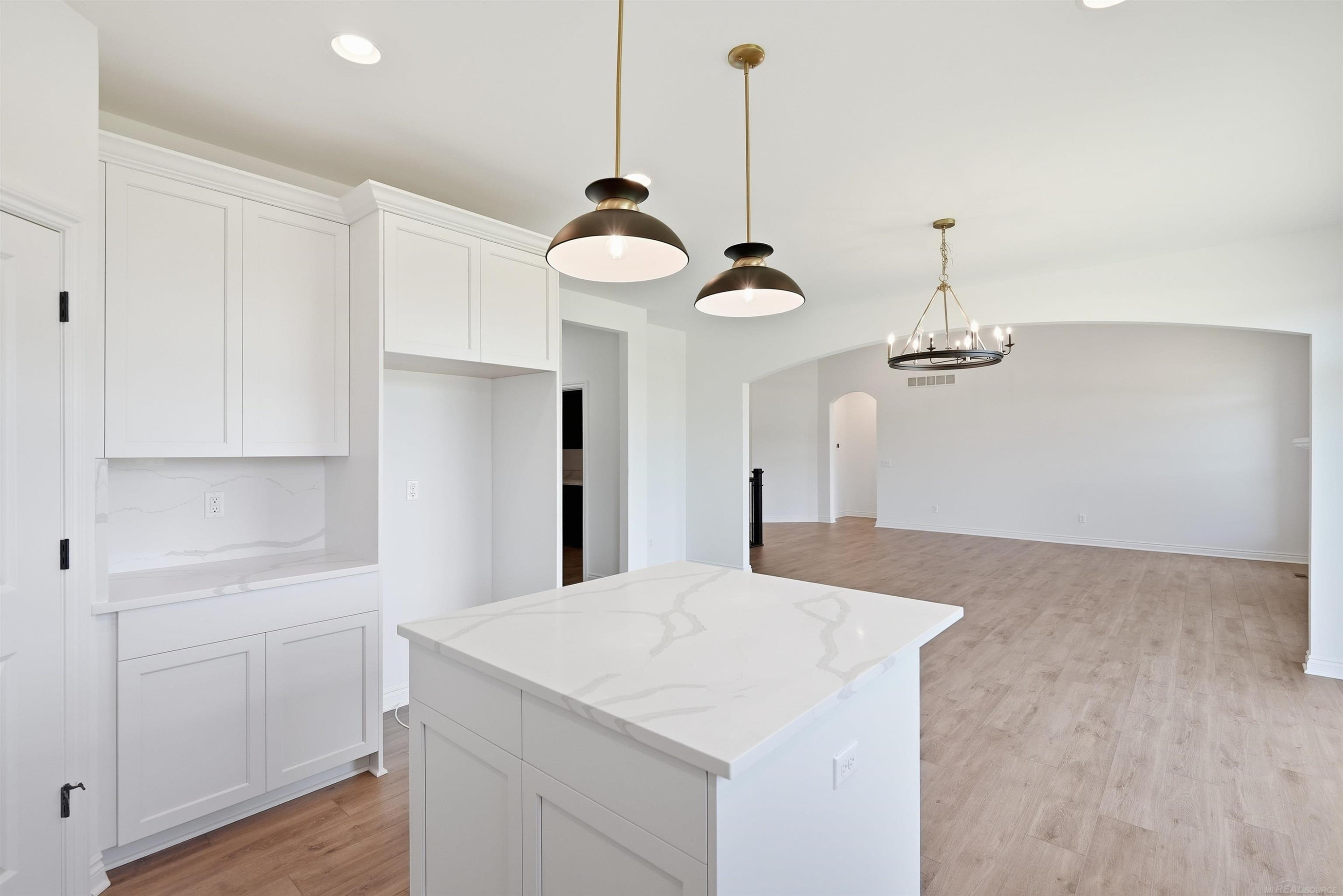 55611 Bay Oaks Court, Shelby Twp, MI 48315 — Photo 25
