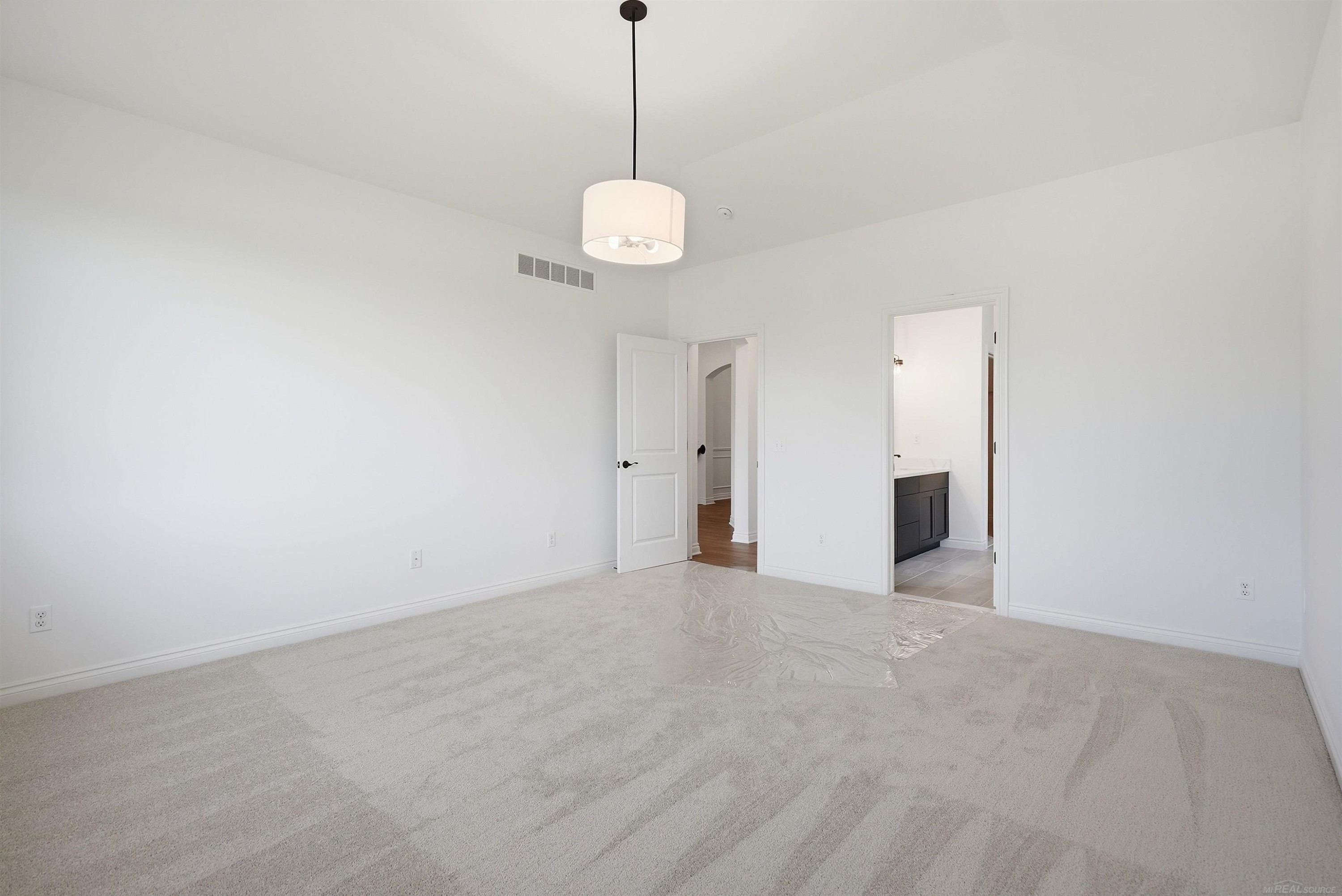 55611 Bay Oaks Court, Shelby Twp, MI 48315 — Photo 31