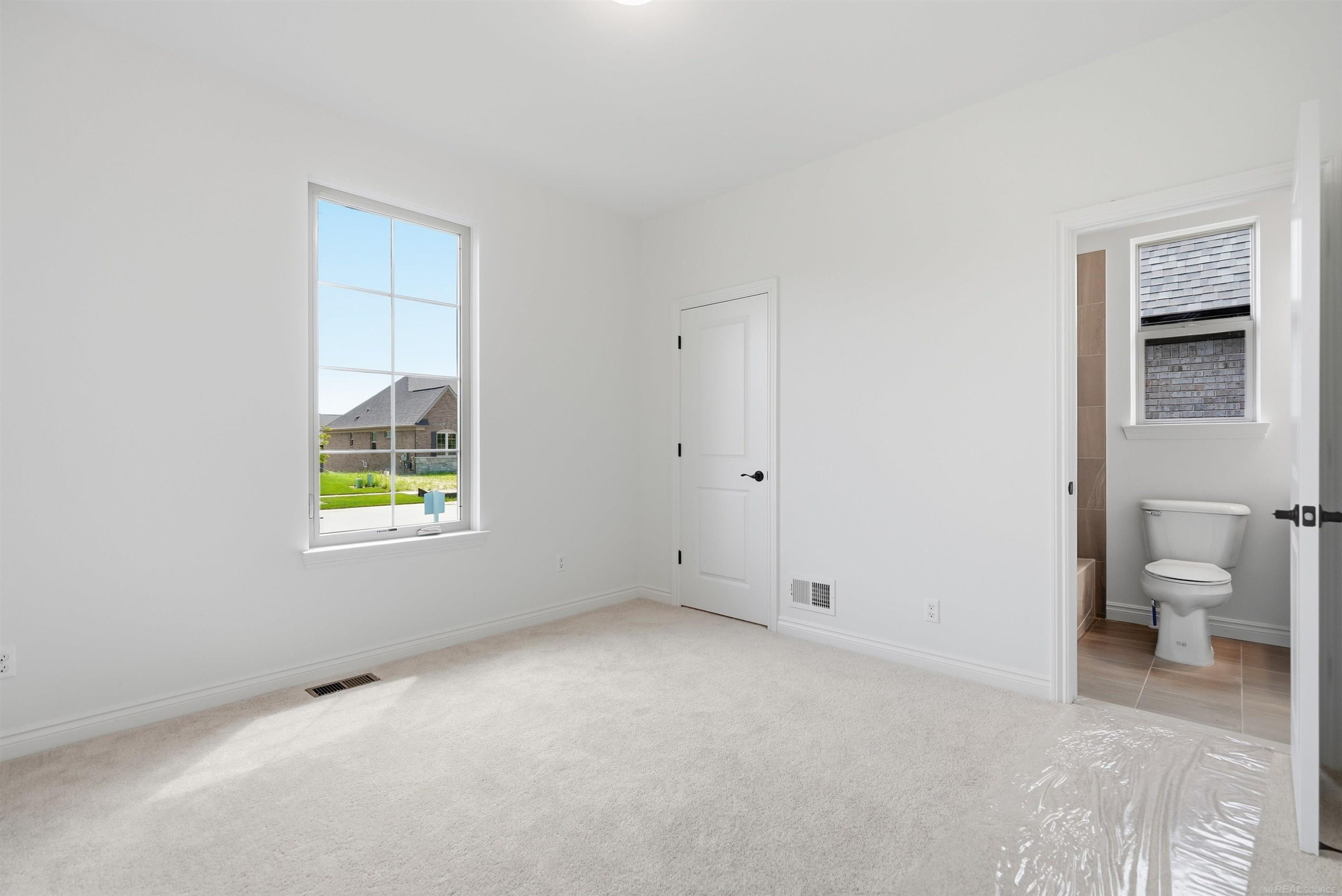 55611 Bay Oaks Court, Shelby Twp, MI 48315 — Photo 41