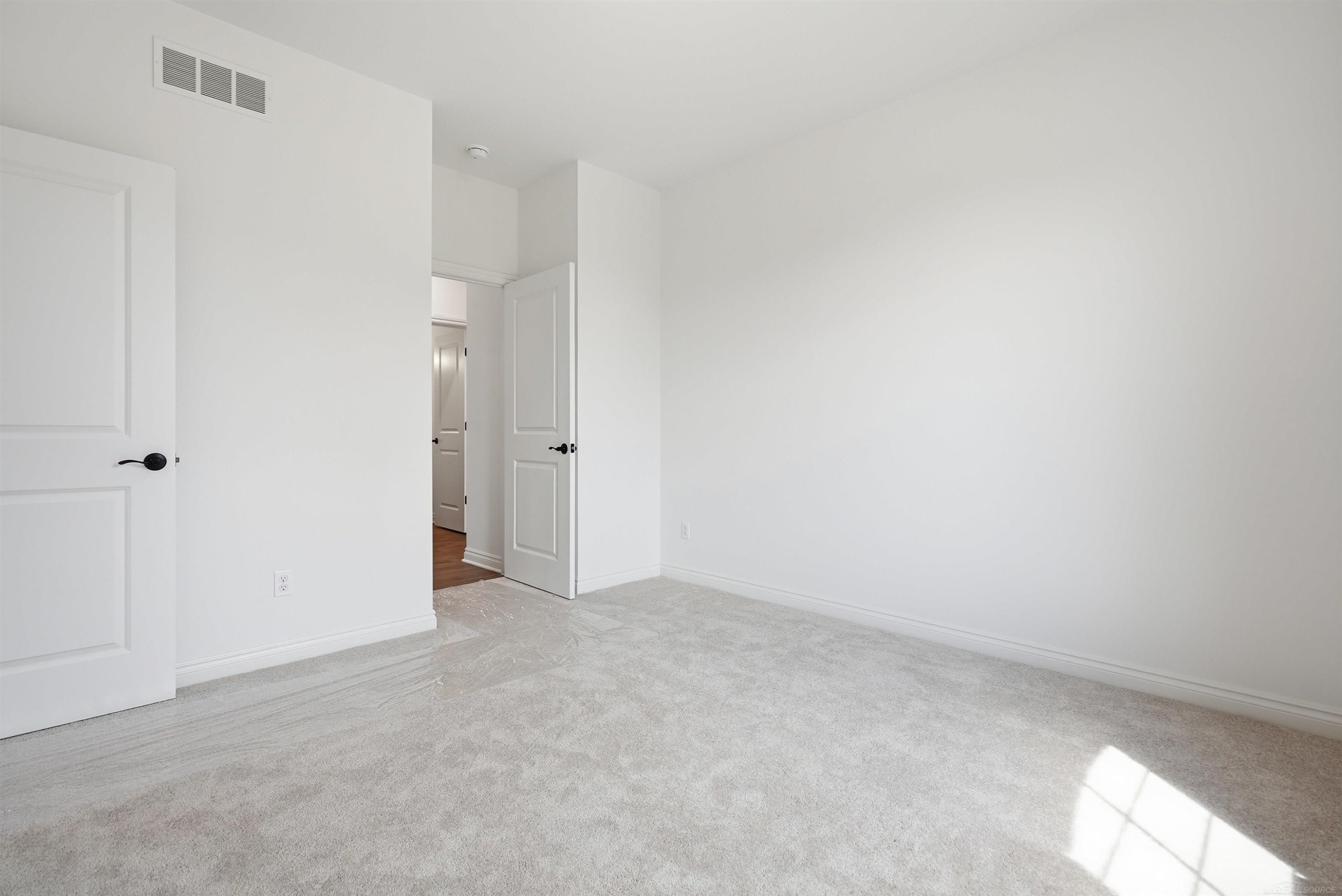 55611 Bay Oaks Court, Shelby Twp, MI 48315 — Photo 42