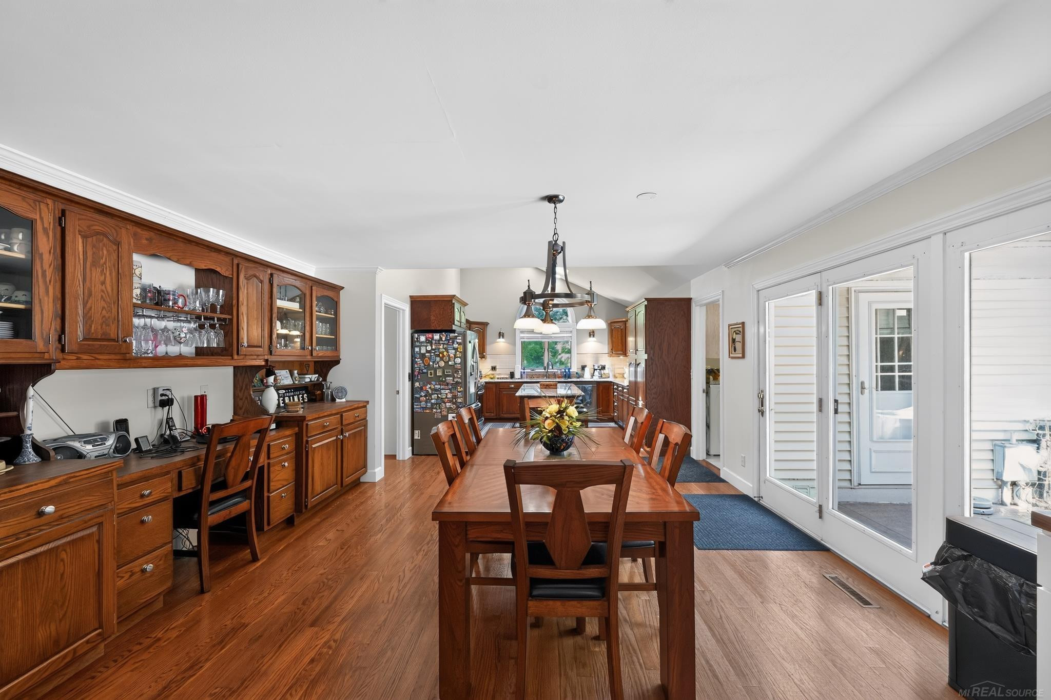 2204 Springwood Drive, Midland, MI 48640 — Photo 5