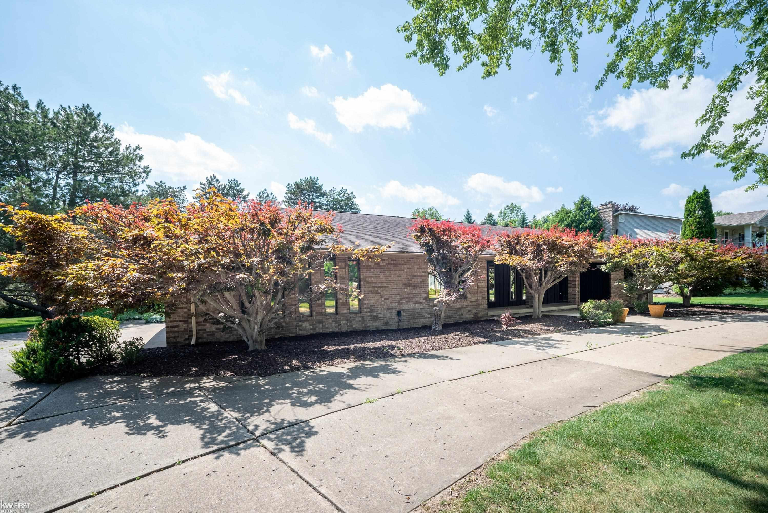 9394 Oakmont Oakmont Drive, Grand Blanc, MI 48439 — Photo 3