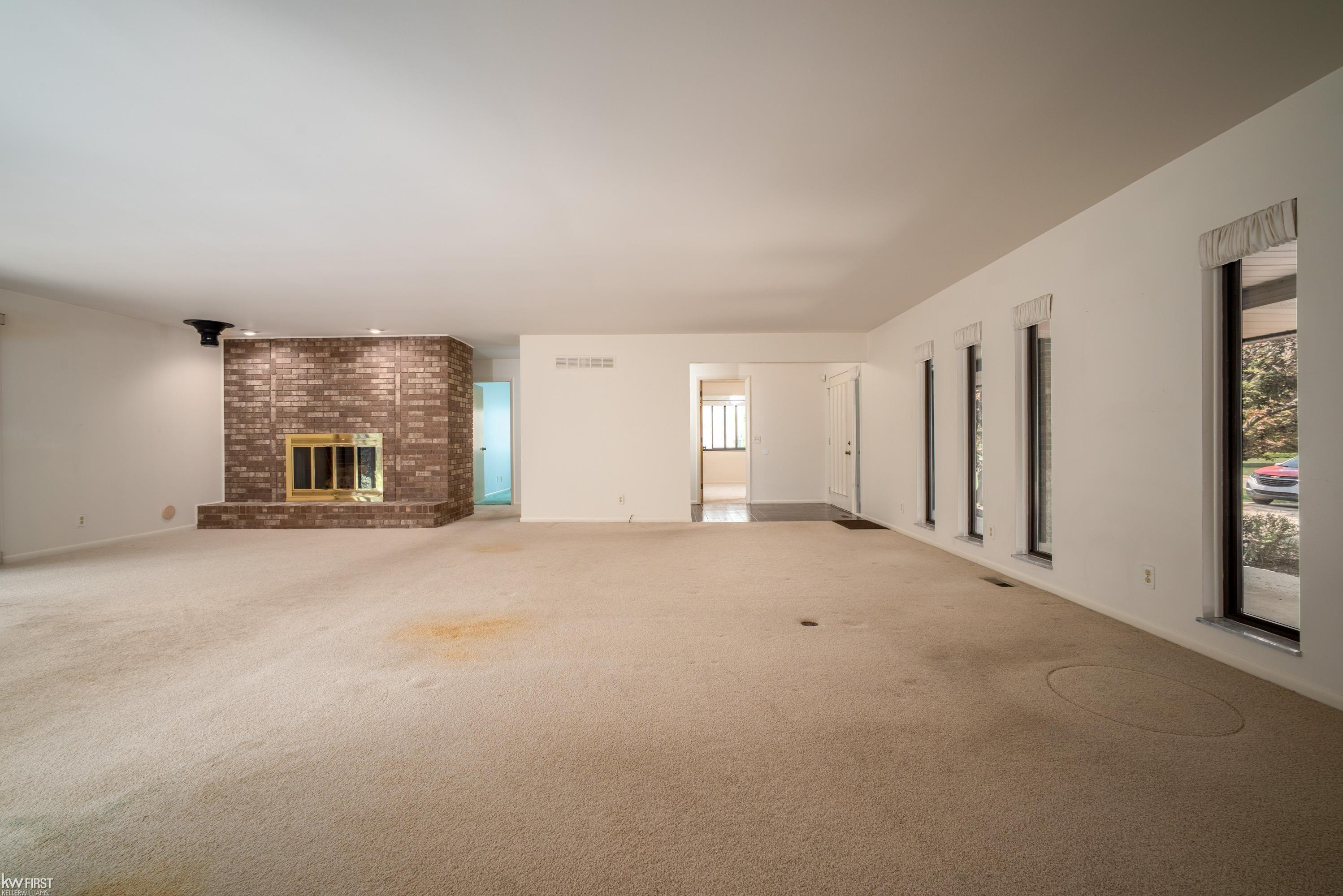 9394 Oakmont Oakmont Drive, Grand Blanc, MI 48439 — Photo 7