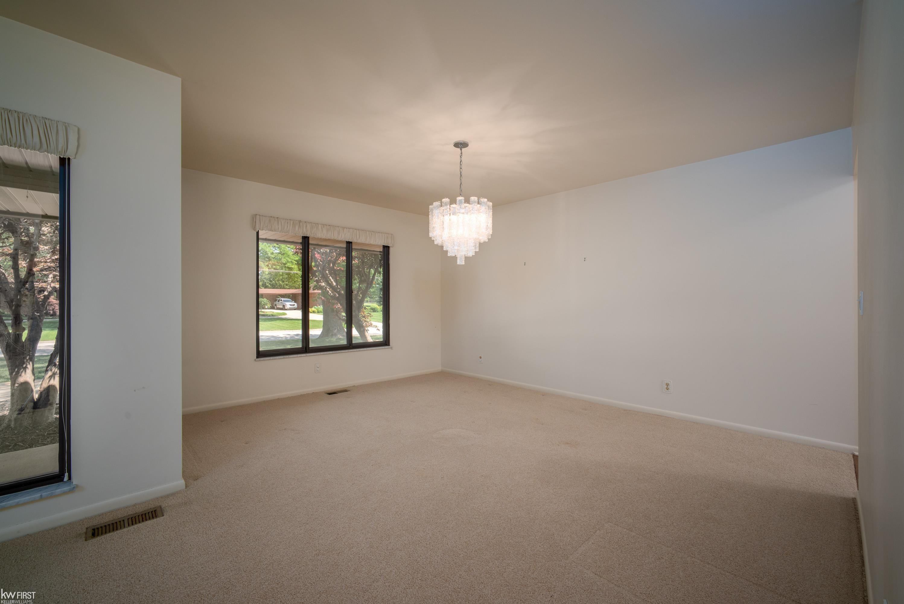9394 Oakmont Oakmont Drive, Grand Blanc, MI 48439 — Photo 10