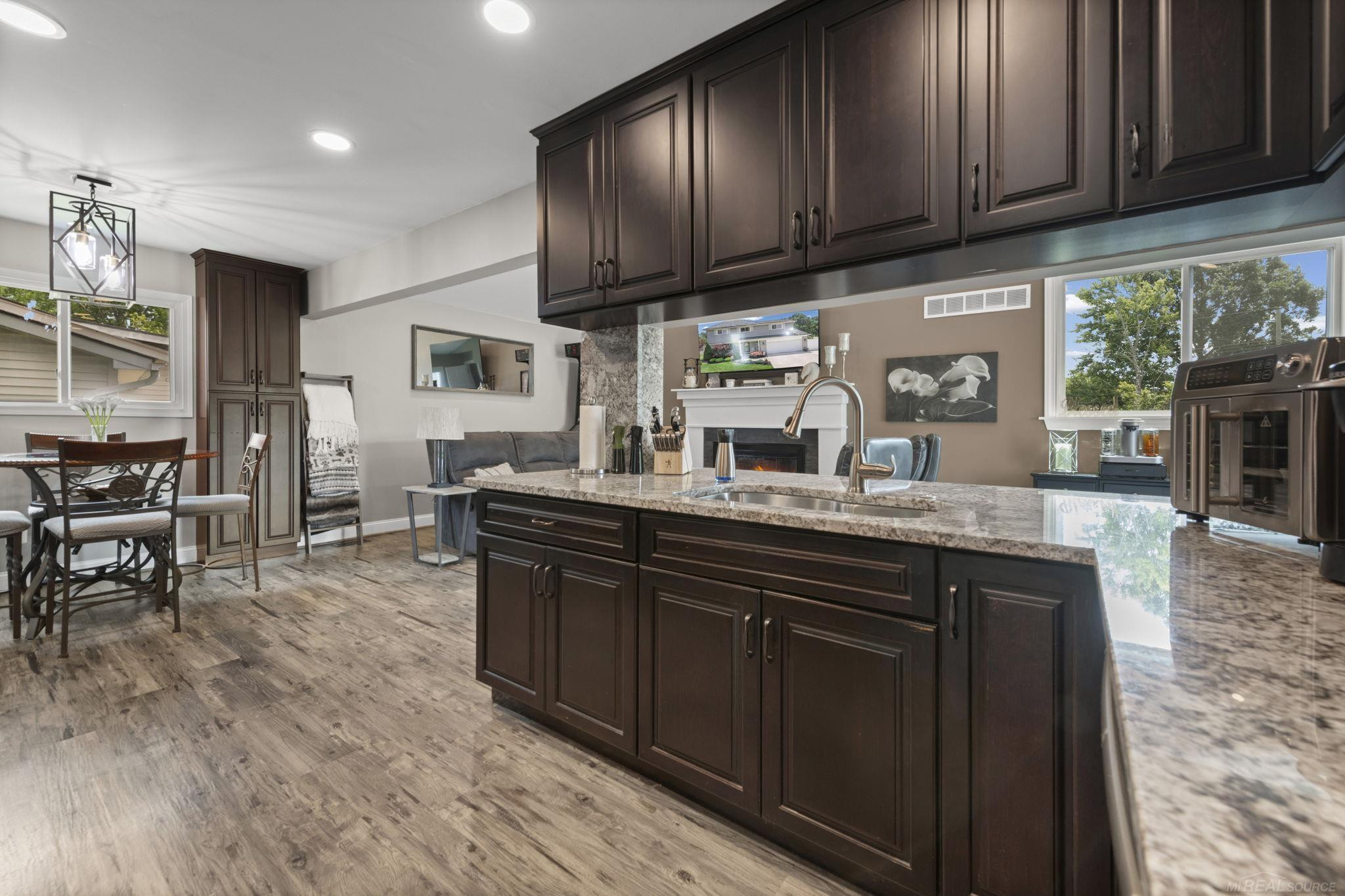 48064 Mallard Drive, MI 48047 — Photo 11