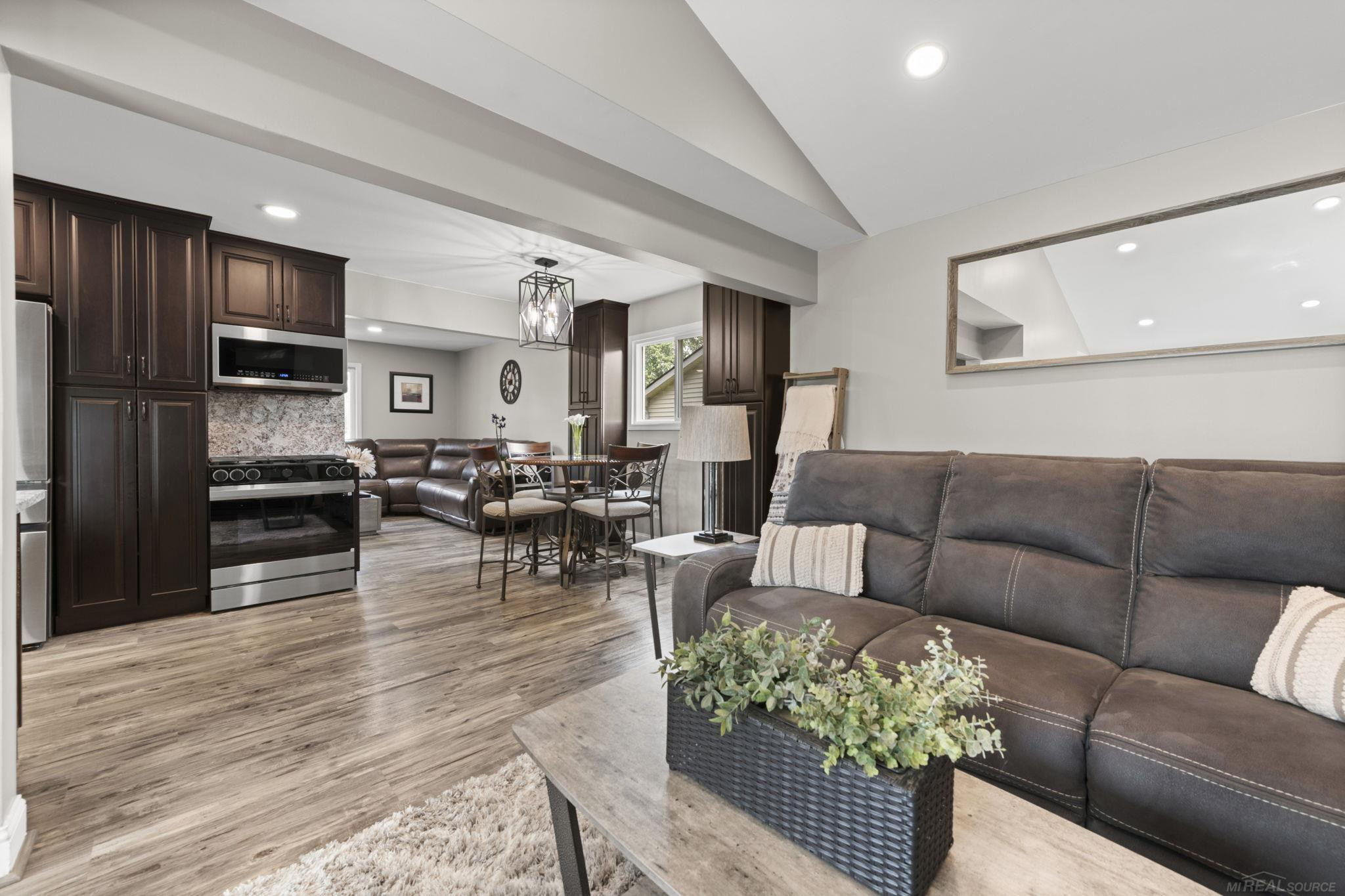 48064 Mallard Drive, MI 48047 — Photo 13