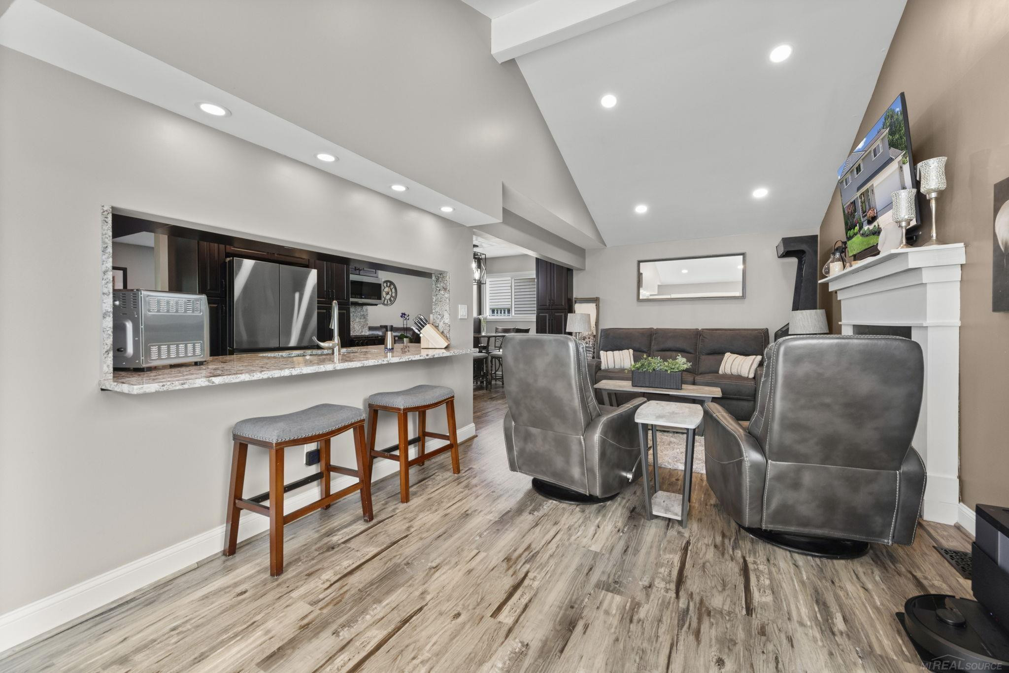 48064 Mallard Drive, MI 48047 — Photo 16