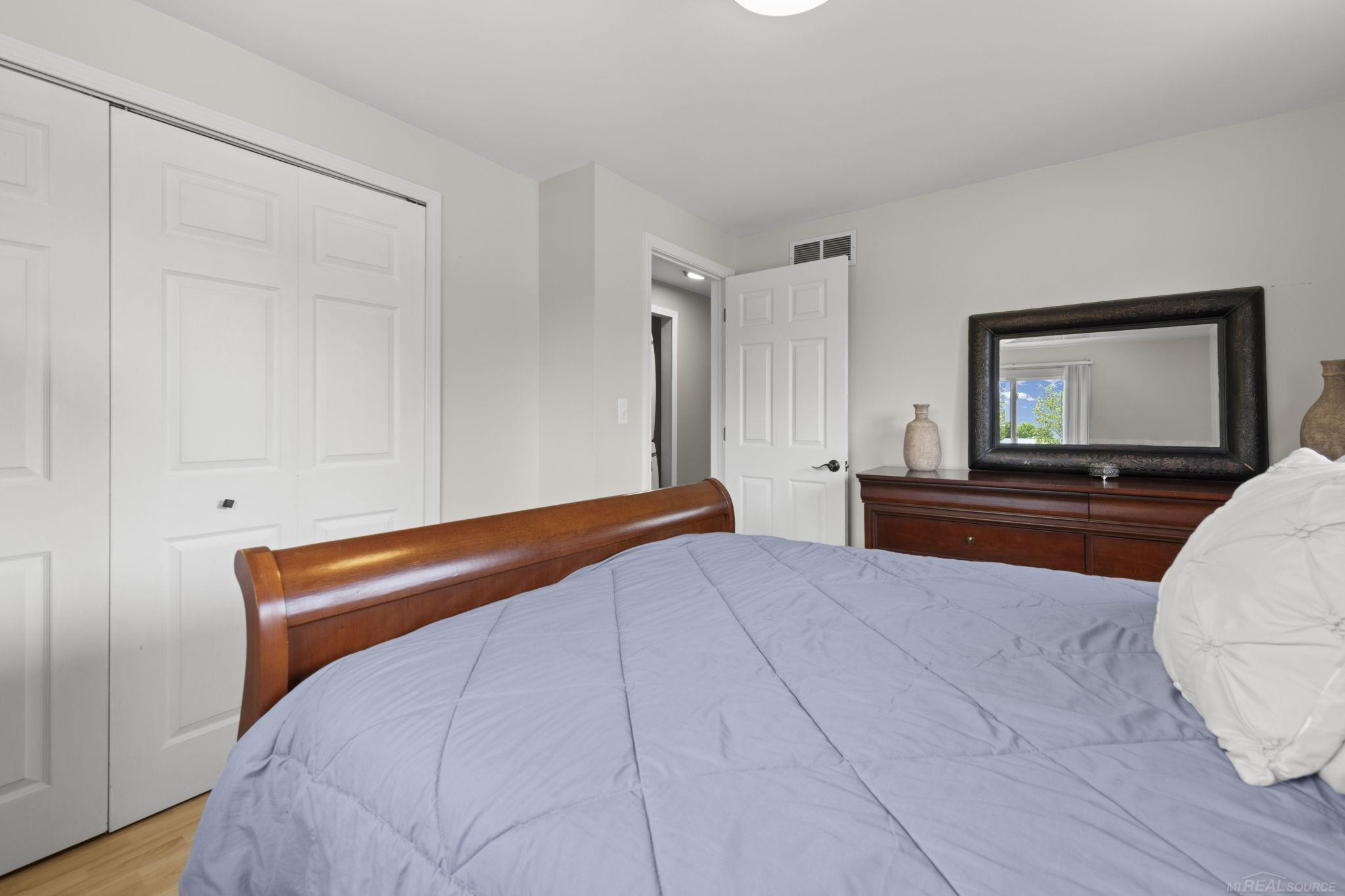 48064 Mallard Drive, MI 48047 — Photo 24