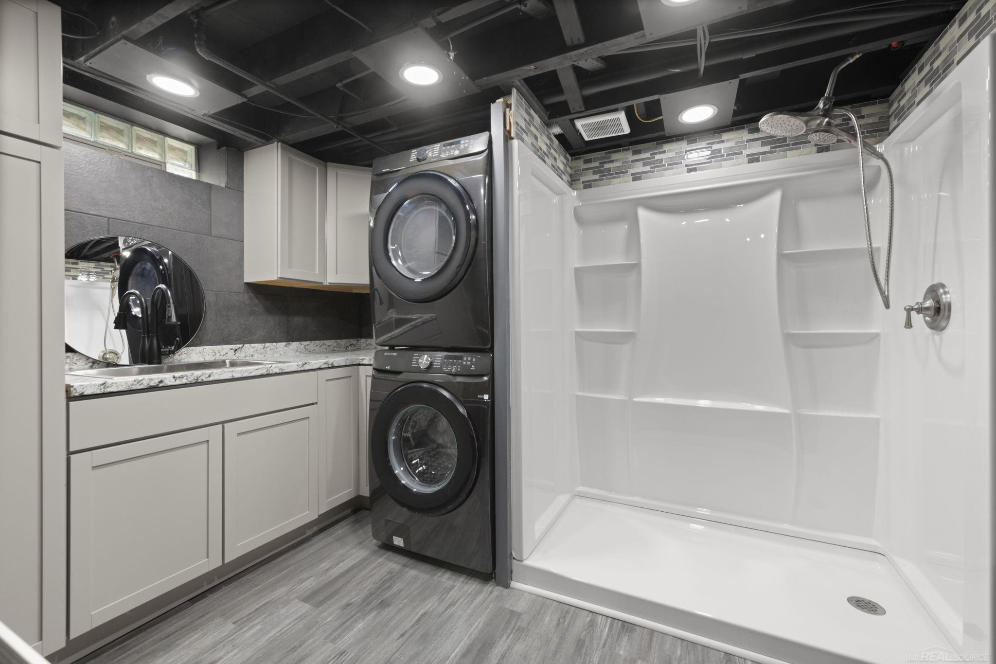 48064 Mallard Drive, MI 48047 — Photo 30